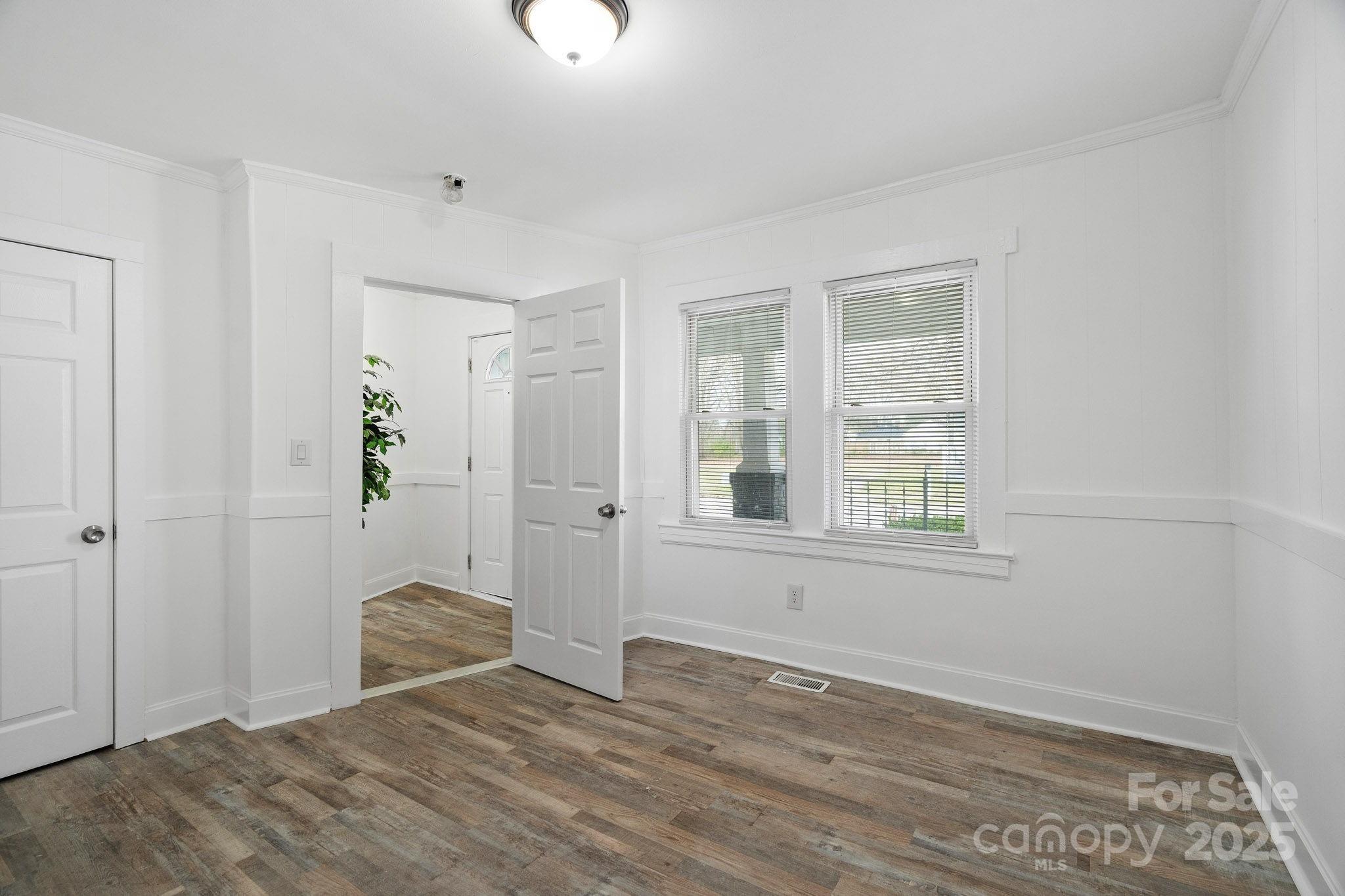 321 Coleman Avenue Property Photo 28