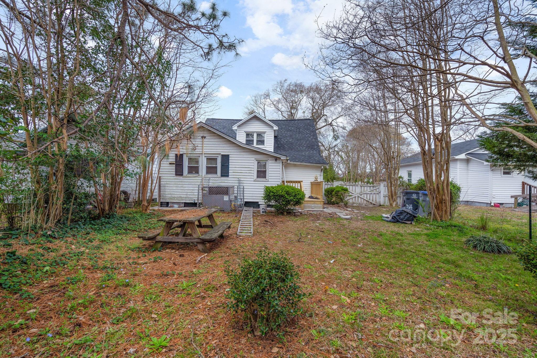 321 Coleman Avenue Property Photo 33