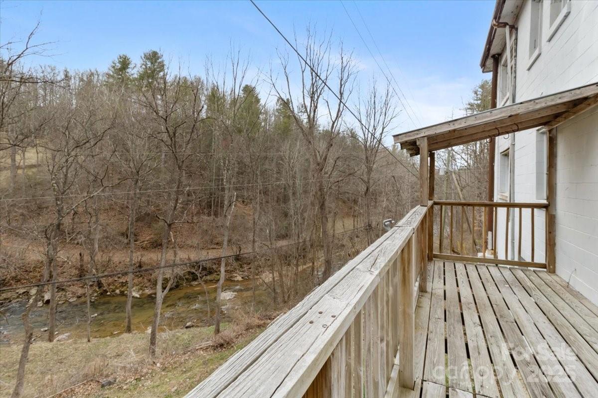 2599/2611 Old Mars Hill Highway Property Photo 12