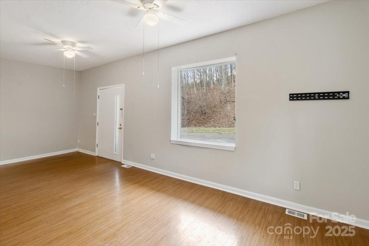 2599/2611 Old Mars Hill Highway Property Photo 29