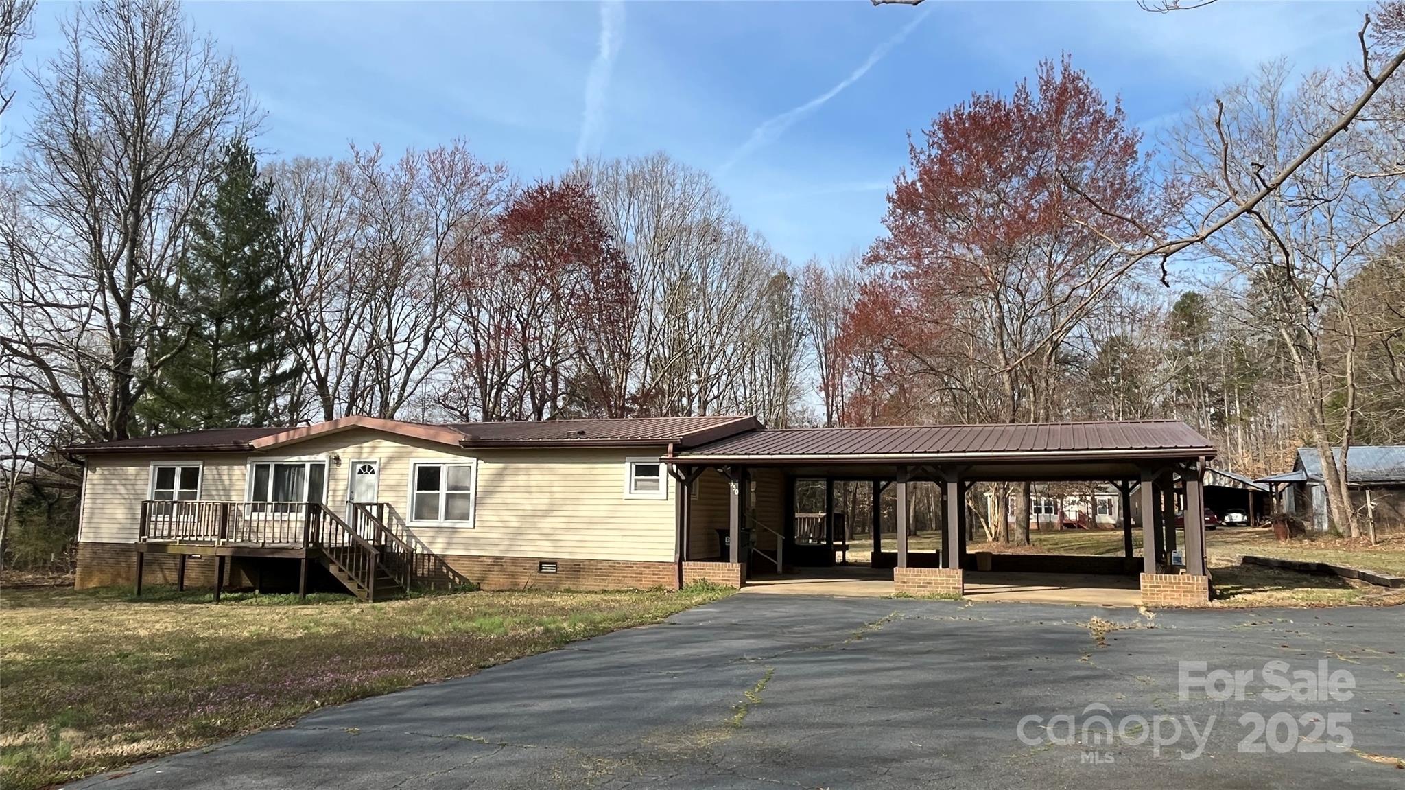 350 Brawley Road Property Photo