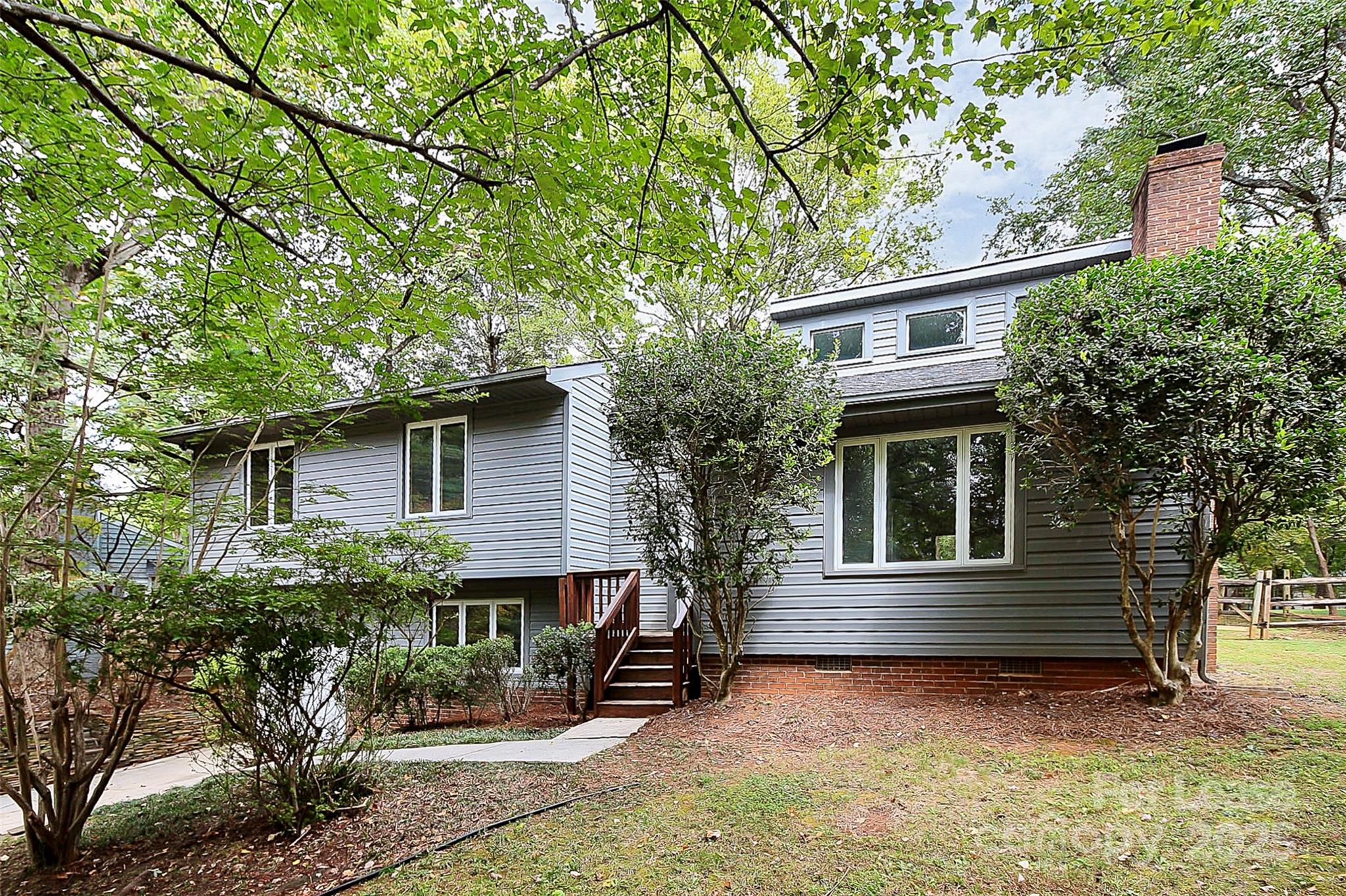 9421 Fairway Ridge Road Property Photo