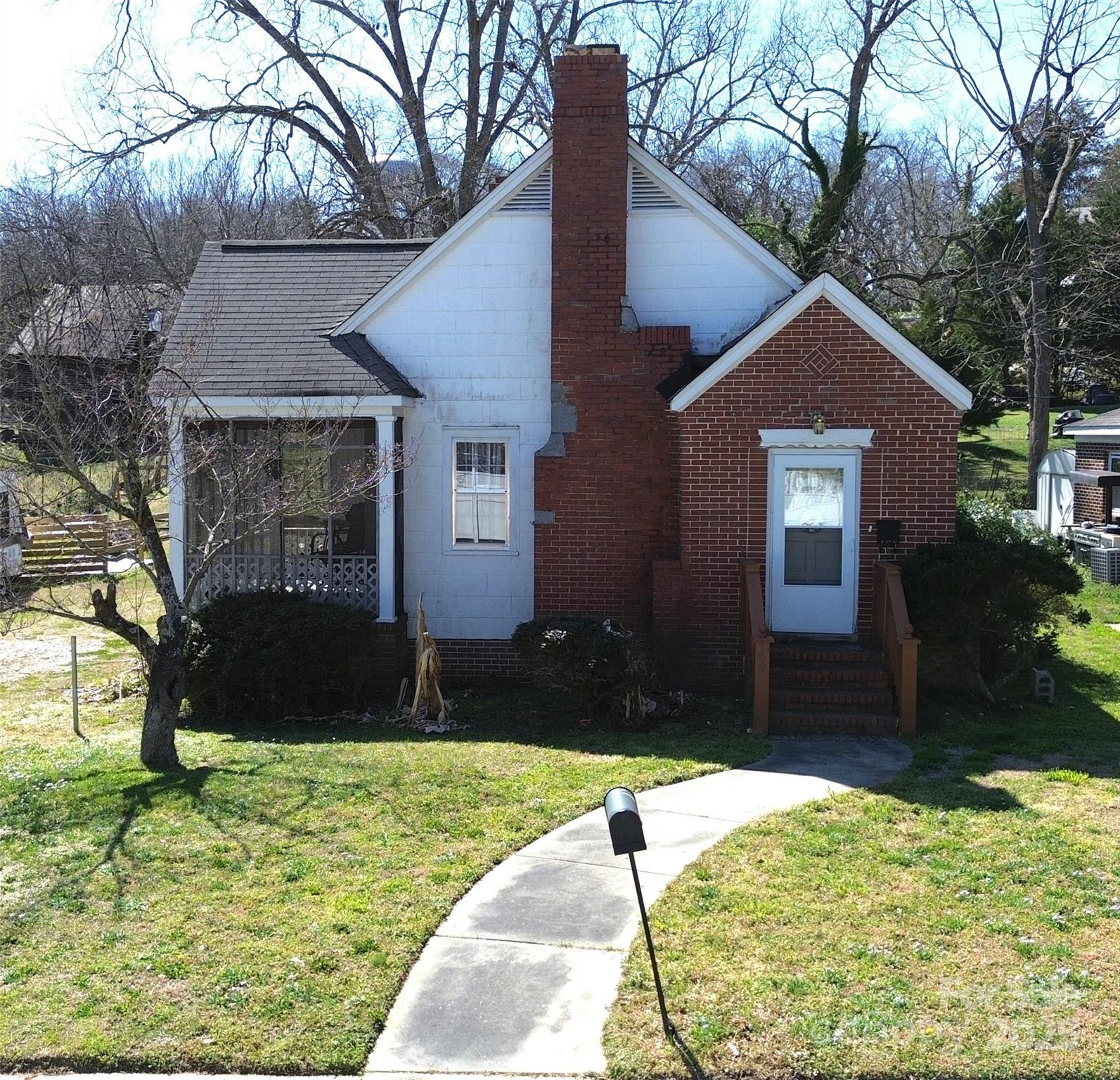 109 Oakland Avenue Property Photo