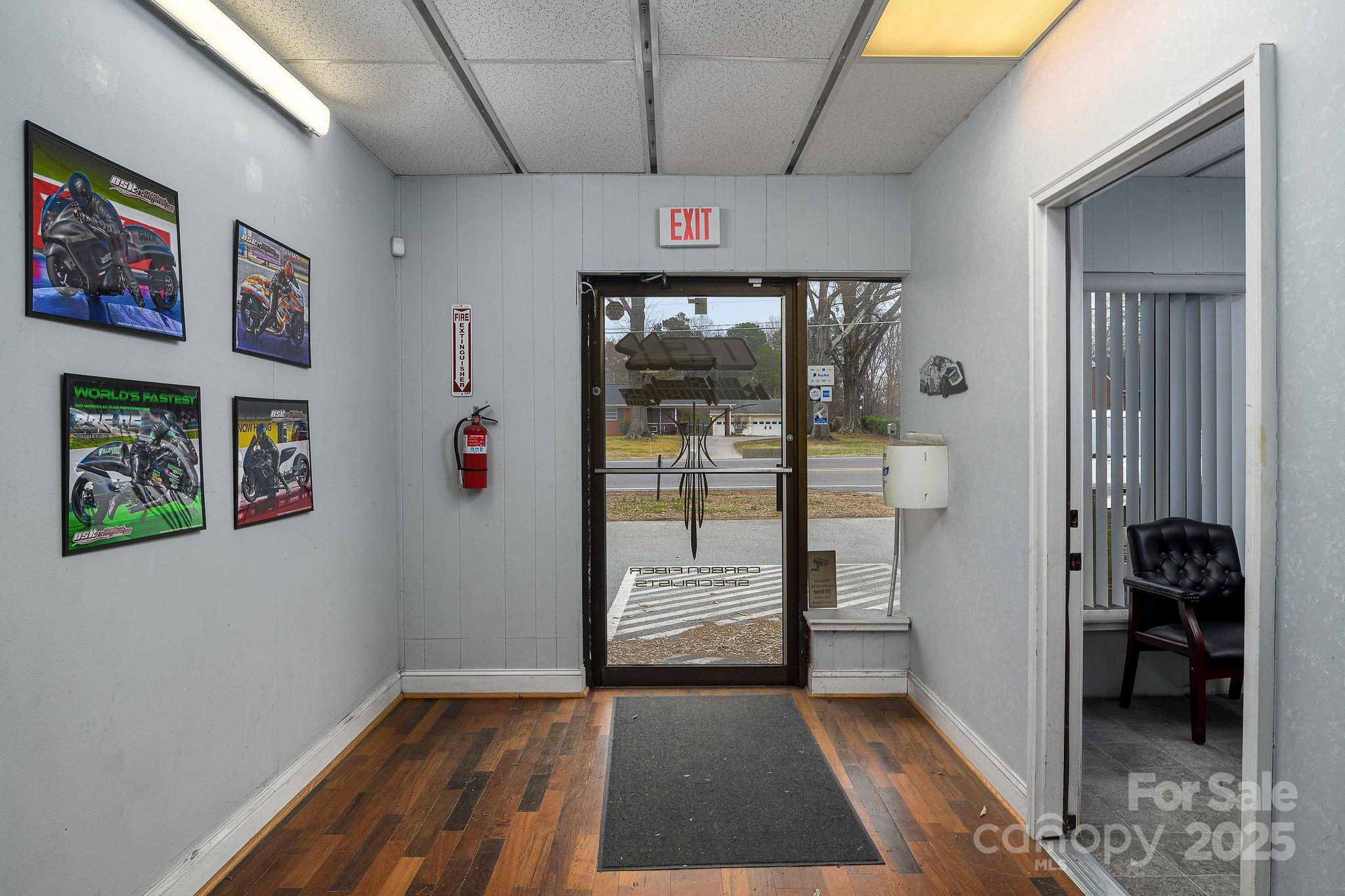 1489 N Main Street Property Photo 9