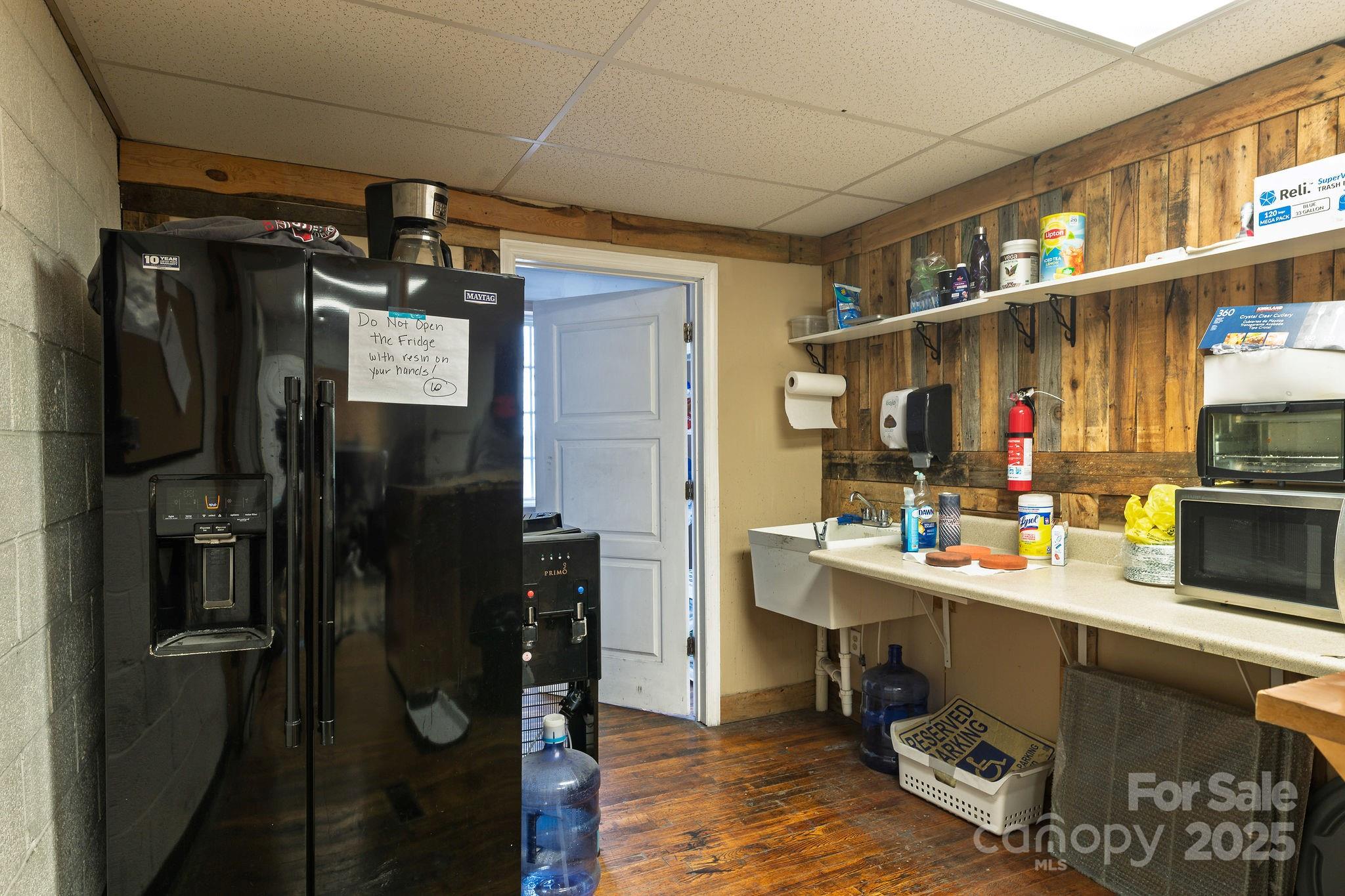 1489 N Main Street Property Photo 23