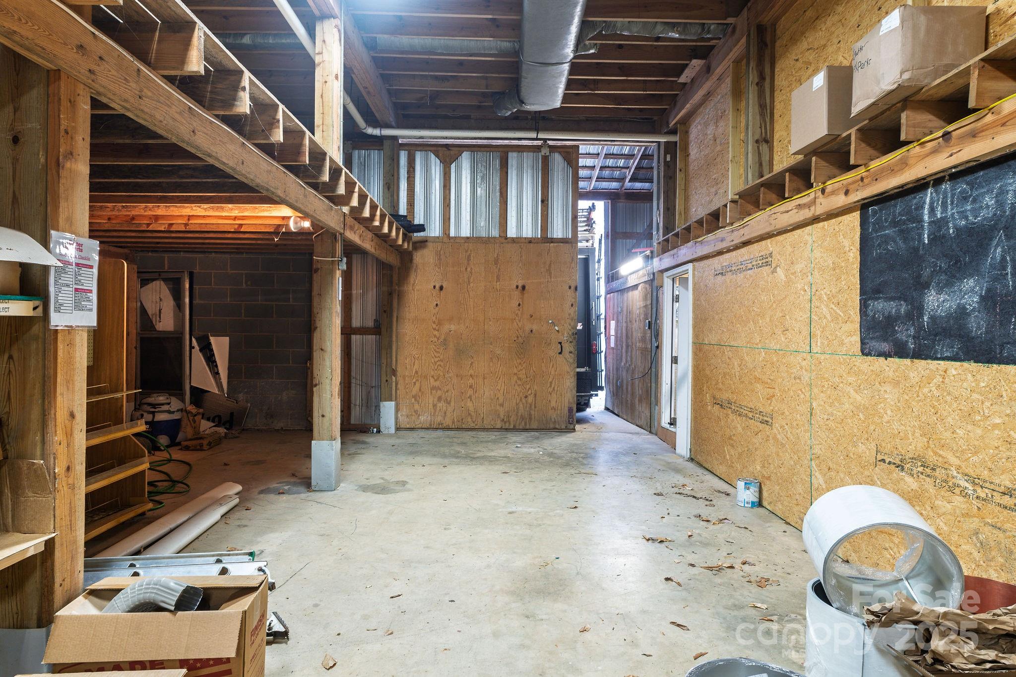 1489 N Main Street Property Photo 42