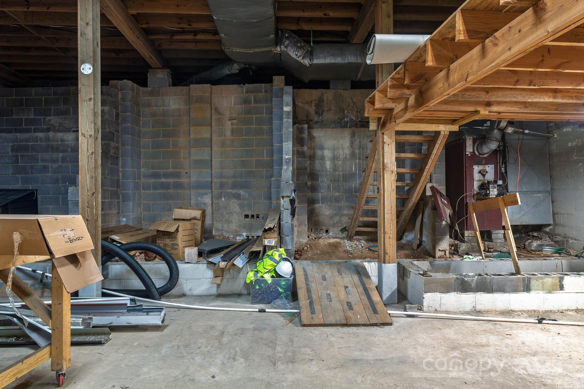 1489 N Main Street Property Photo 43