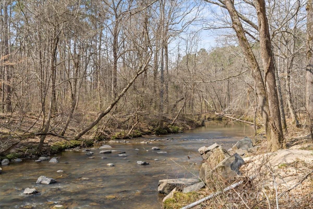 Lot 16 Creston Circle Property Photo 3