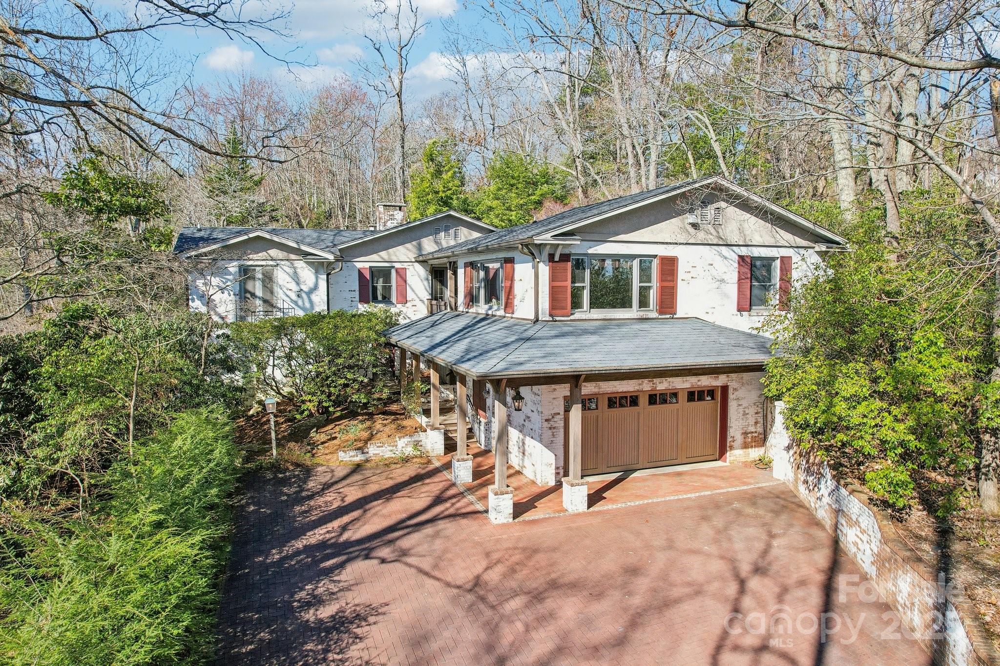 319 Smith Drive Property Photo
