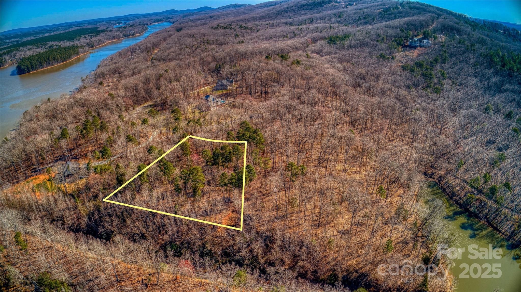 2454 Rocky Cove Lane Property Photo 3