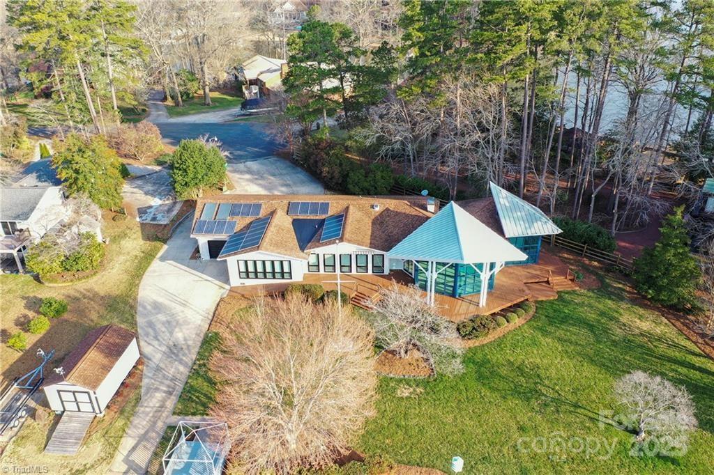 340 Topsail Road Property Photo