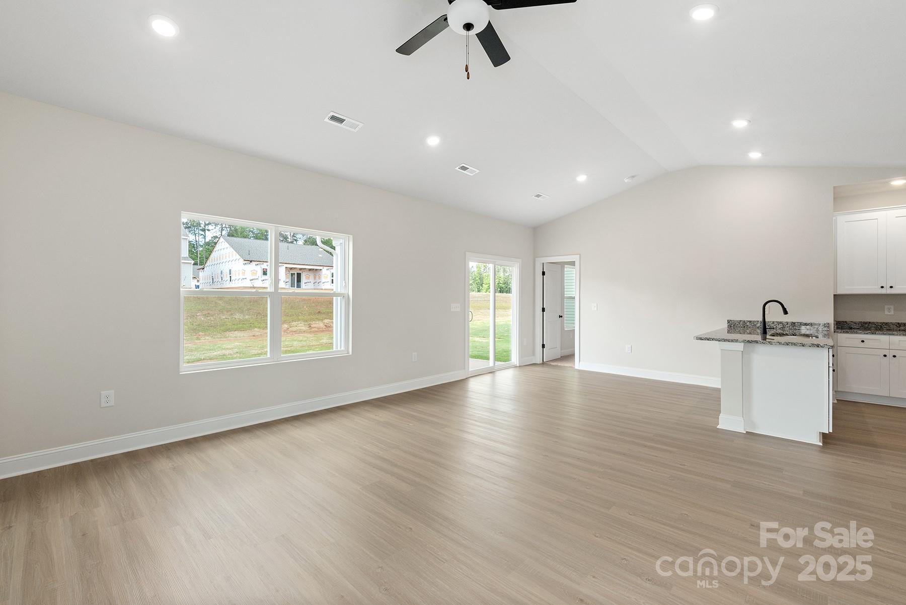 125 Jacobs Hill Place Property Photo 10