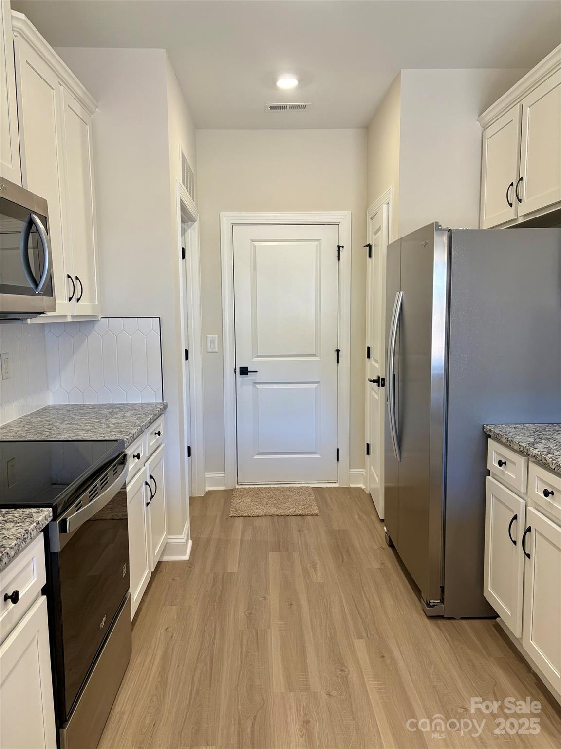 125 Jacobs Hill Place Property Photo 14