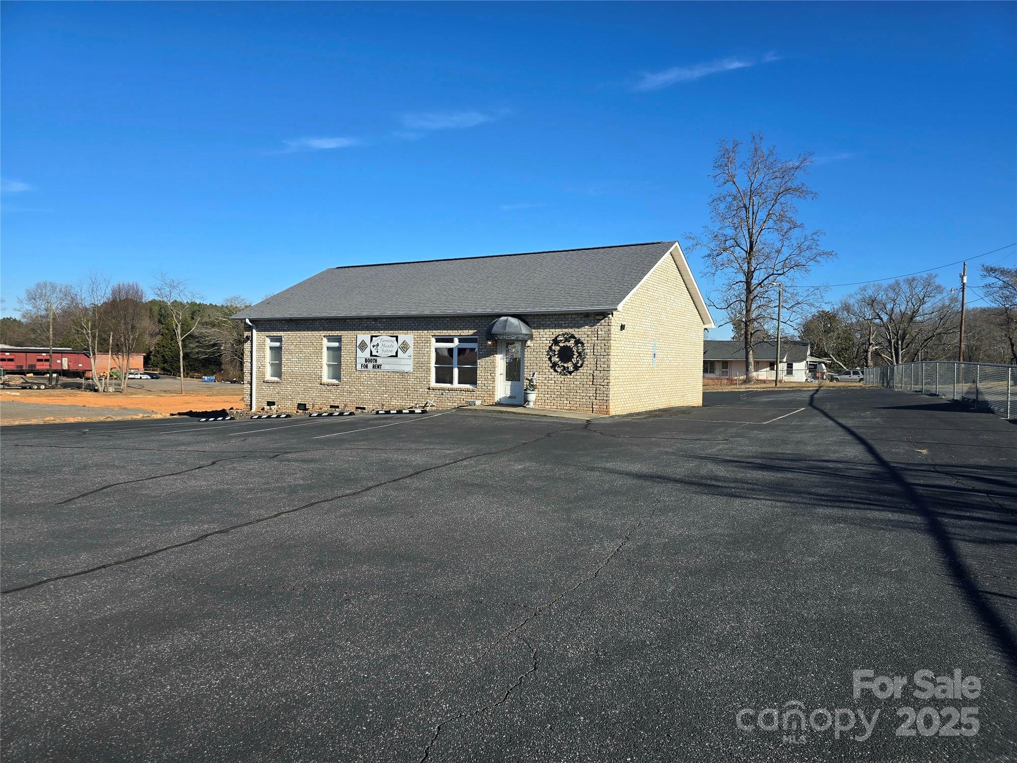 2841 Us 70 Highway Property Photo