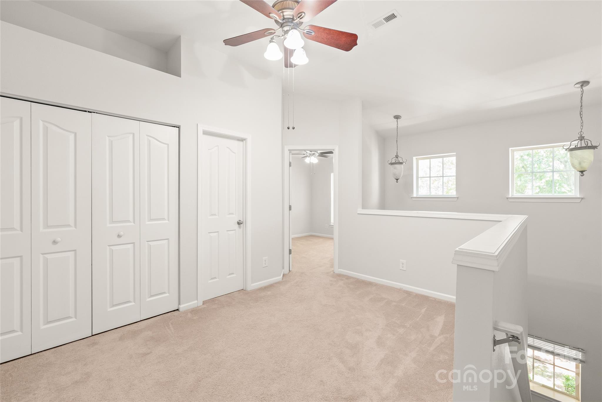 16911 Commons Creek Drive Property Photo 13