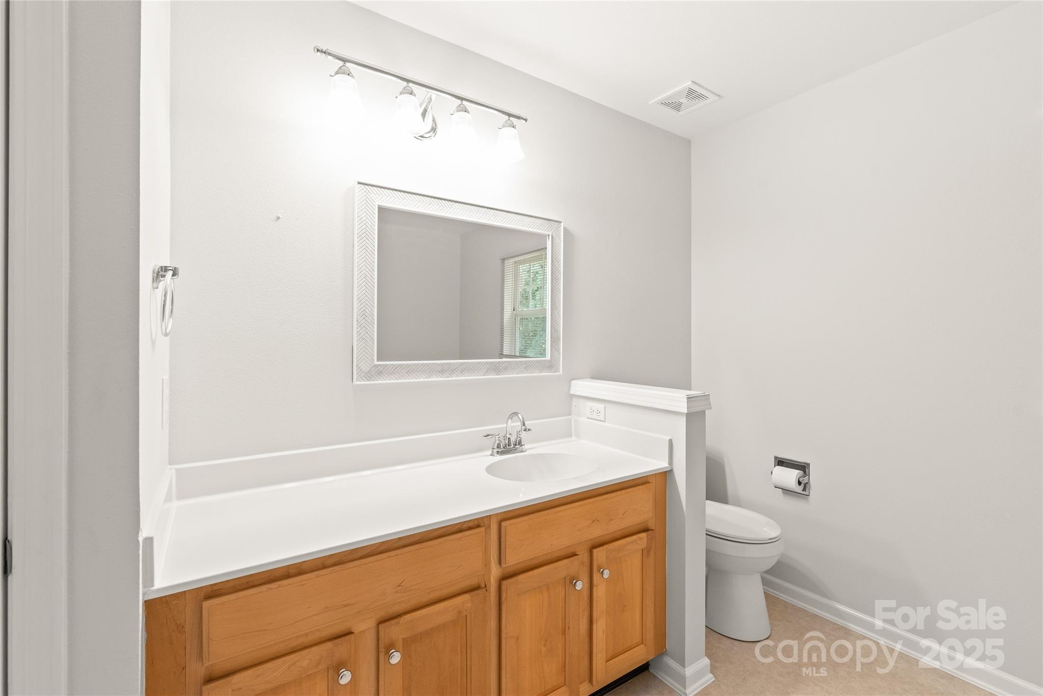 16911 Commons Creek Drive Property Photo 16