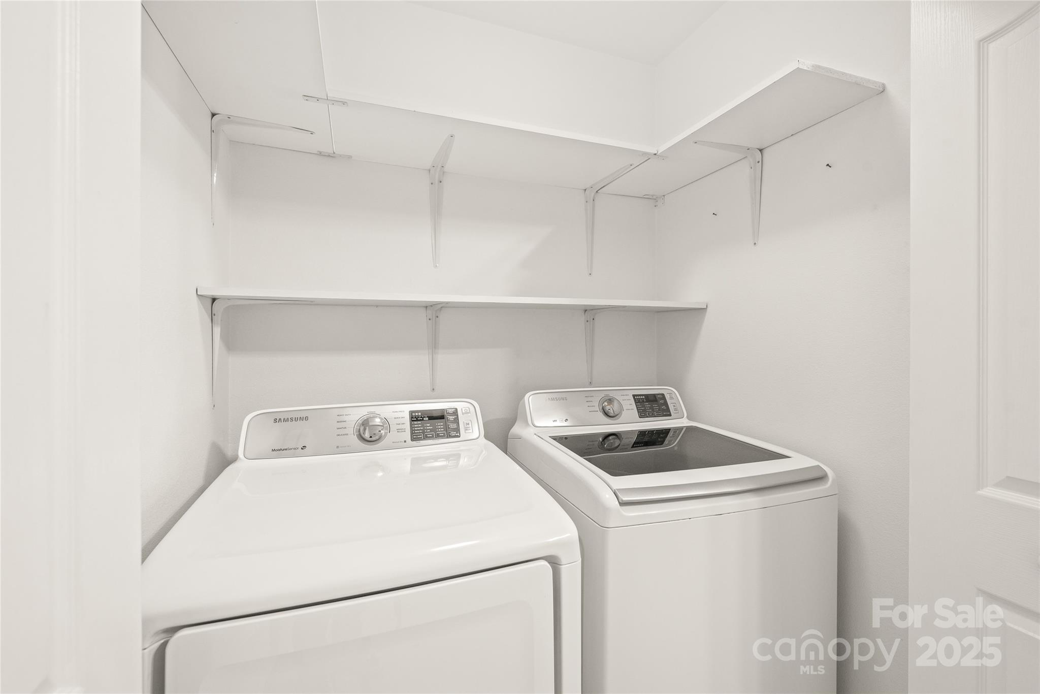 16911 Commons Creek Drive Property Photo 22