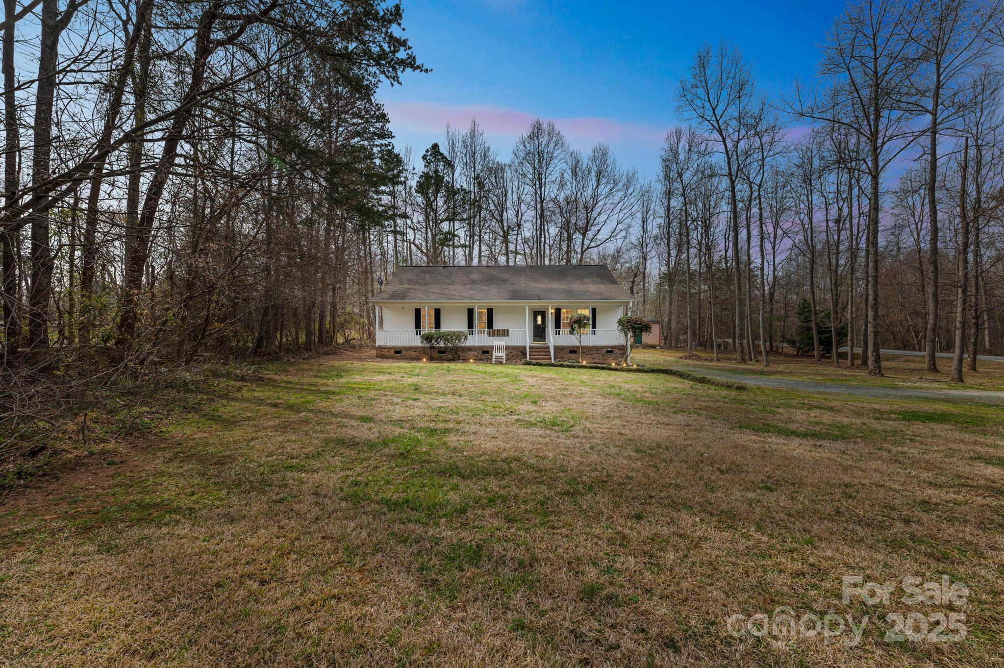 Orange High Real Estate Listings Main Image