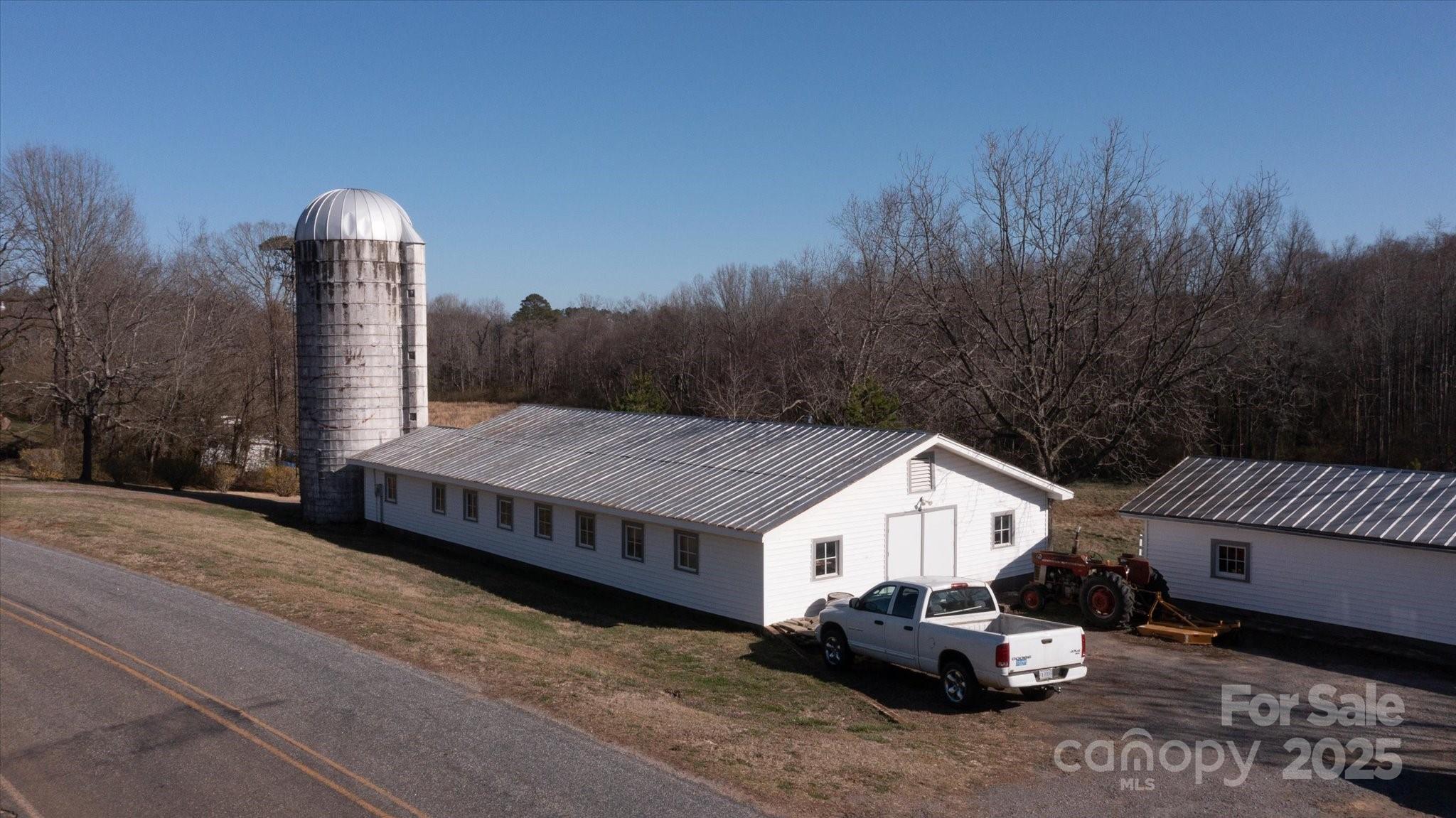 732 Crowe Dairy Road Property Photo 26