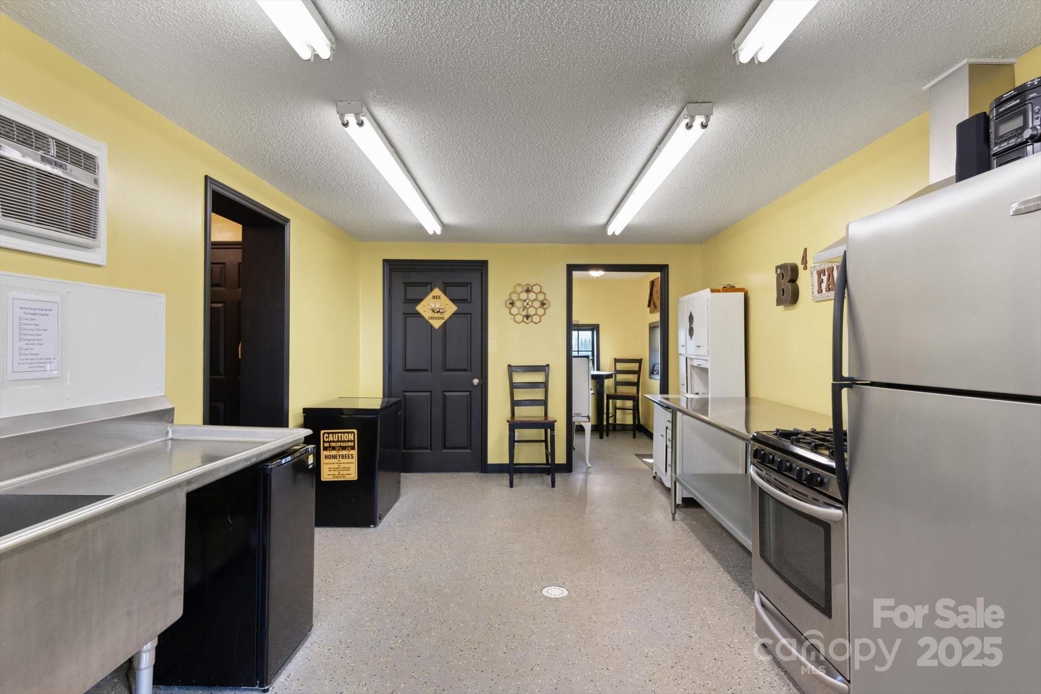 732 Crowe Dairy Road Property Photo 28