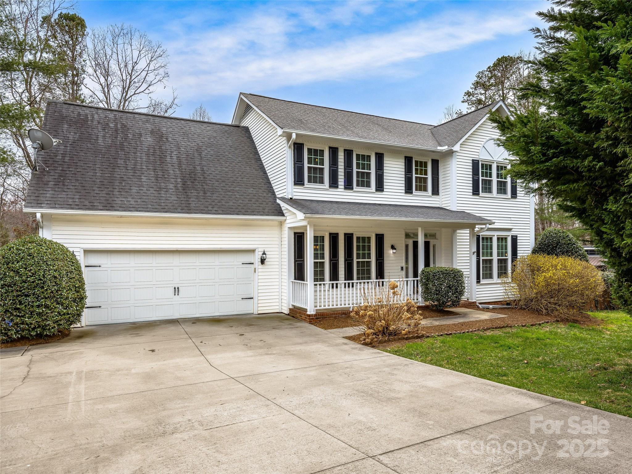 213 Windsor Forest Circle Property Photo