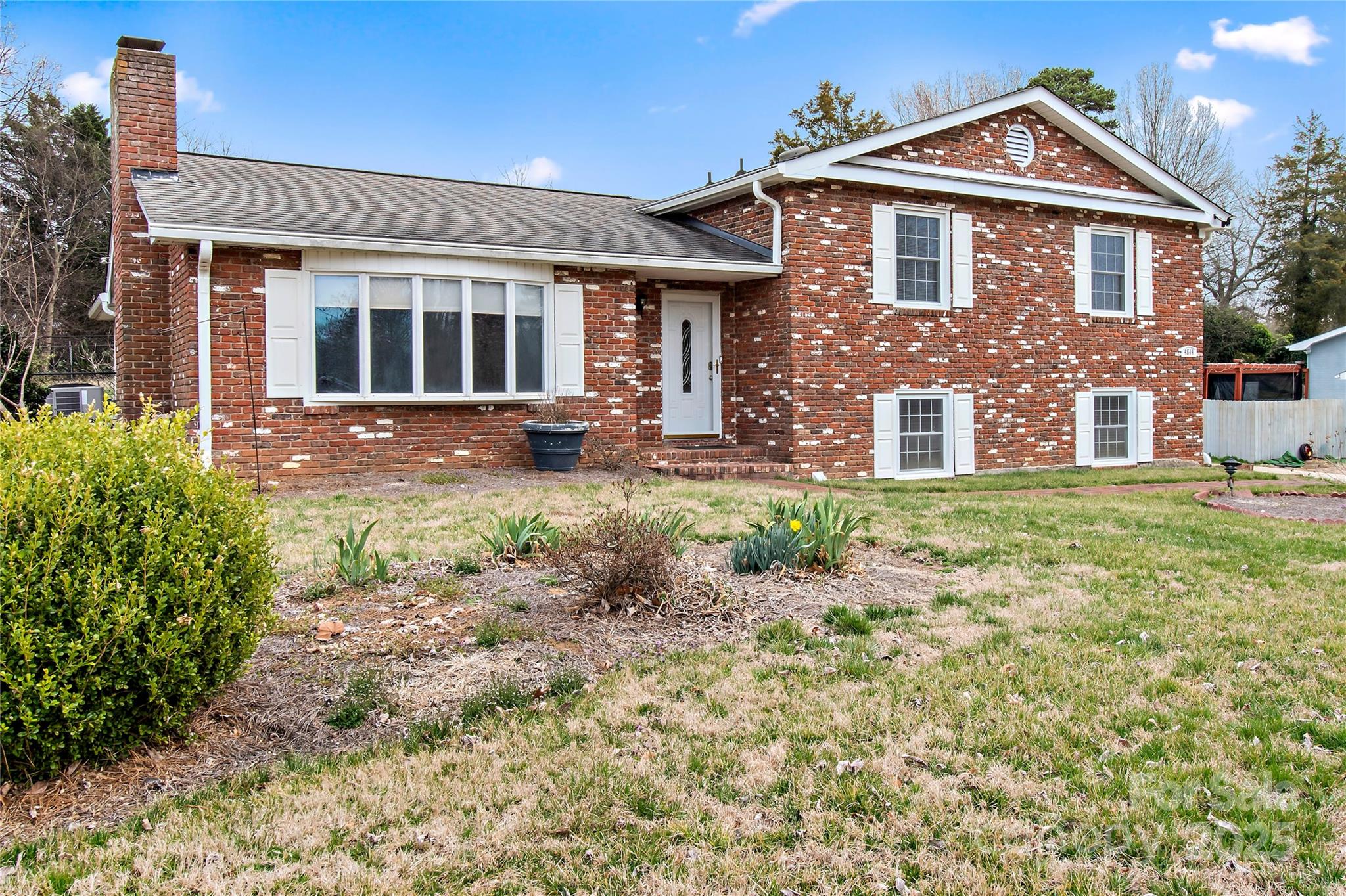 4844 Westchester Road Property Photo