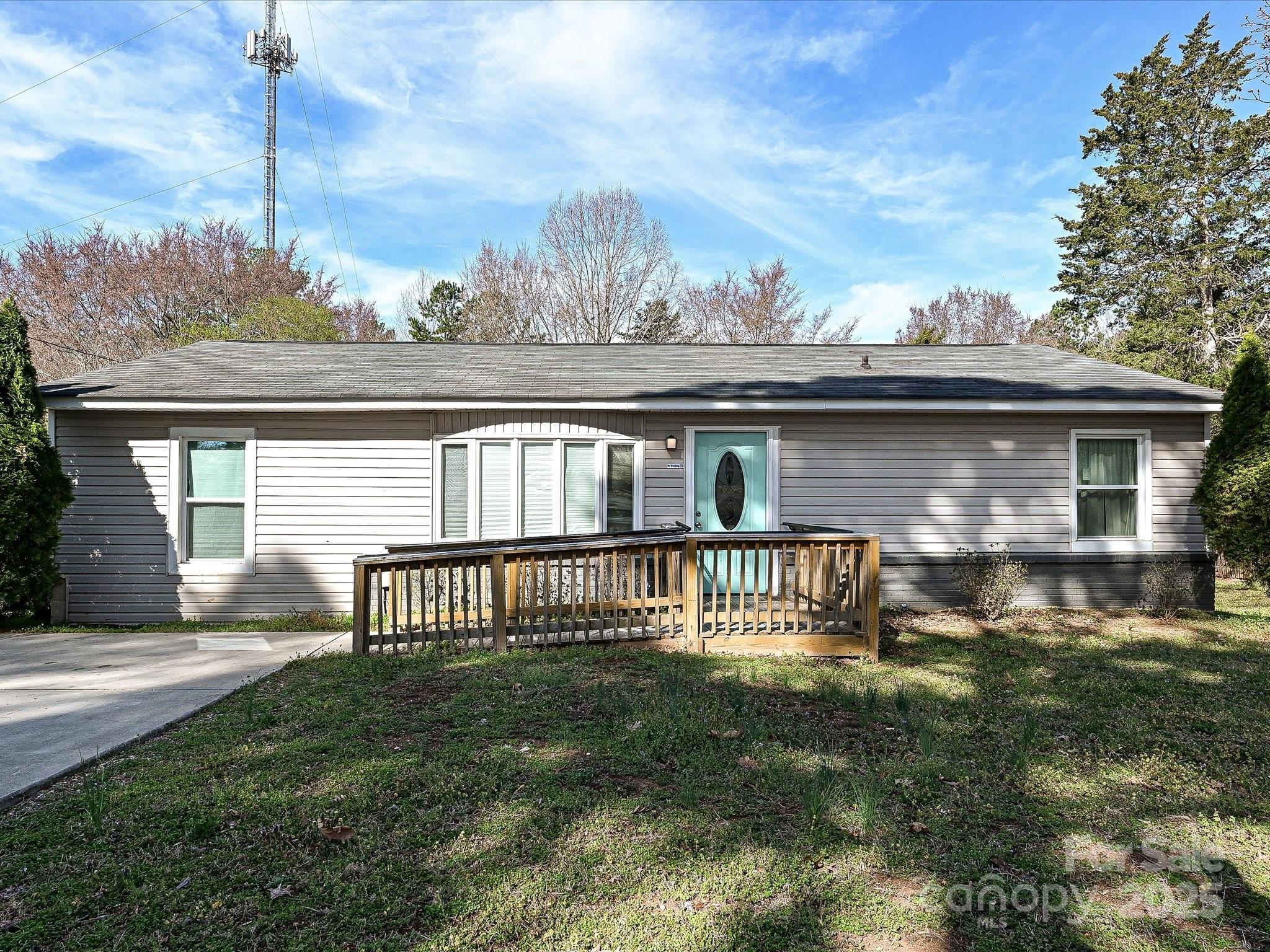 464 Willetta Place Property Photo