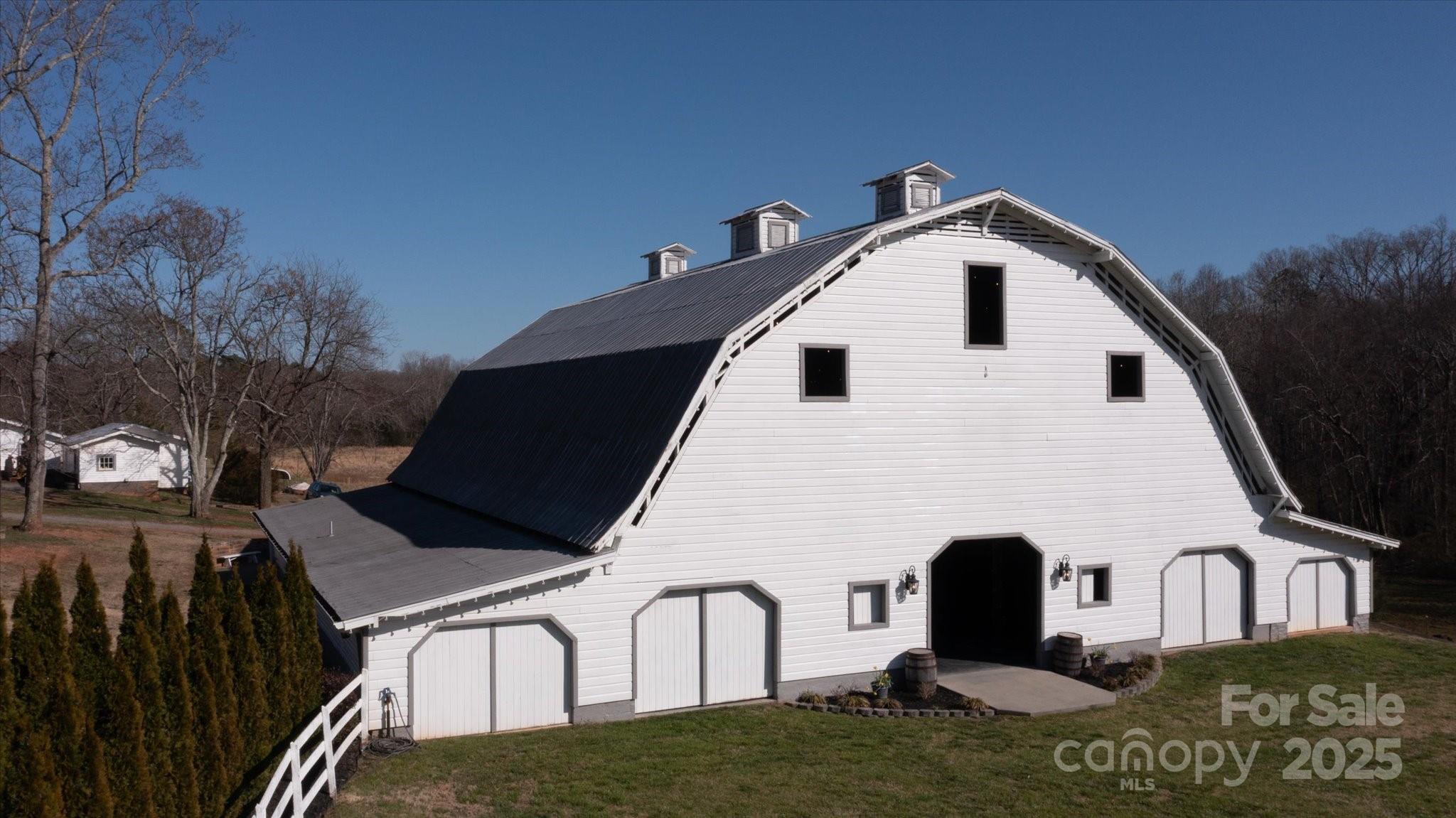 732 Crowe Dairy Road Property Photo