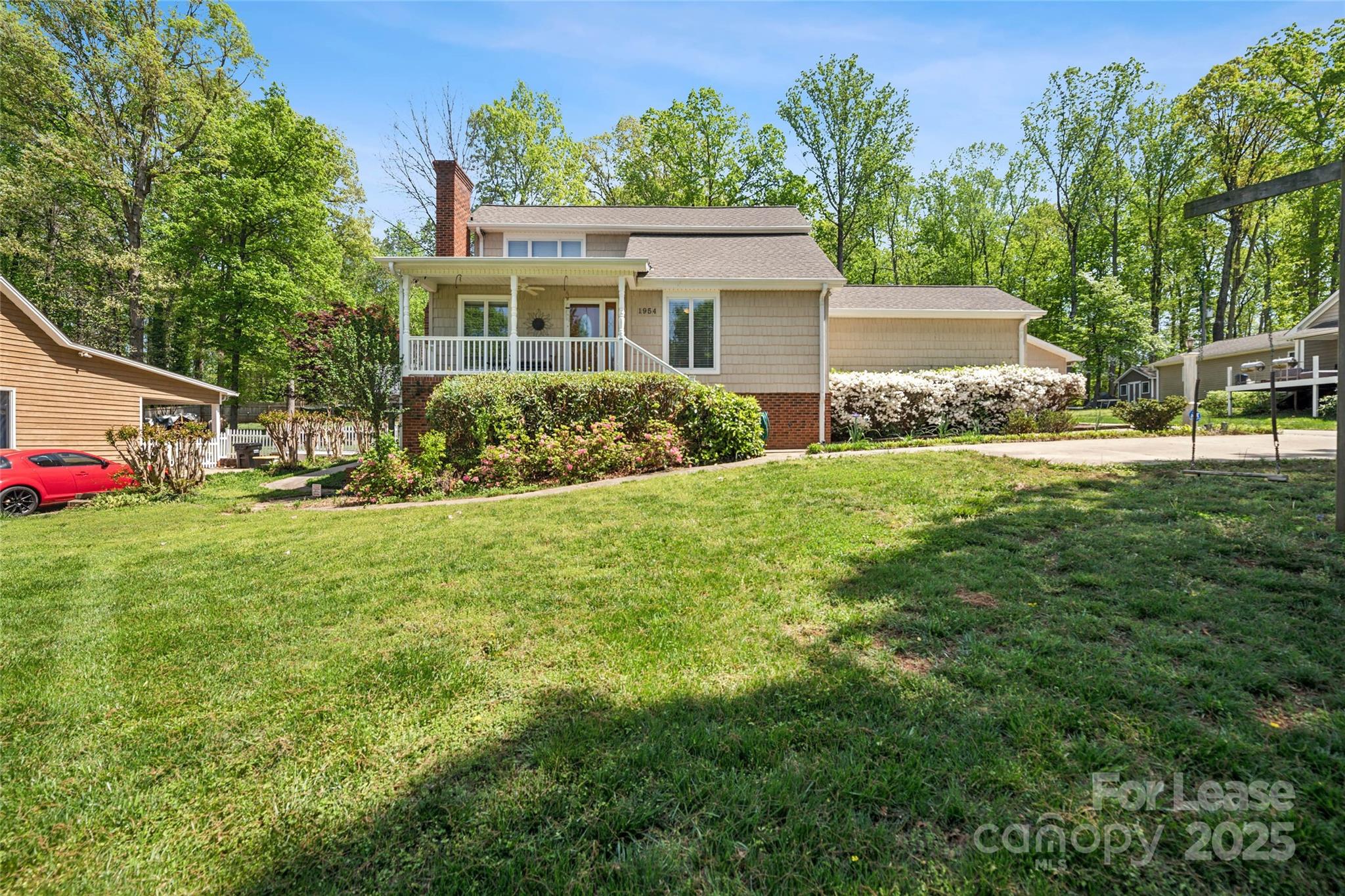 1954 Hickory Hills Drive Property Photo