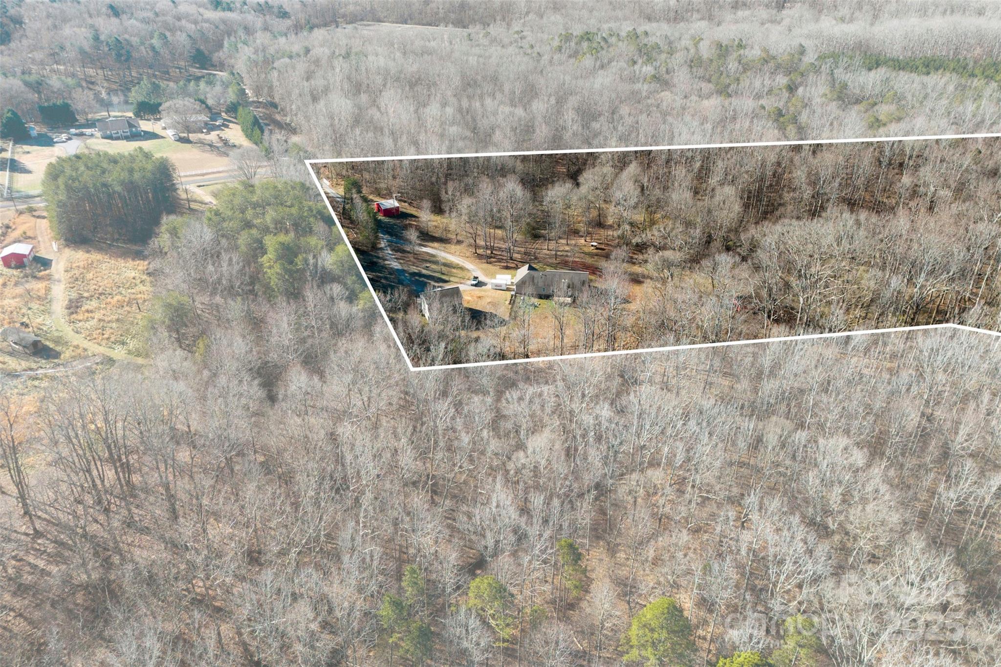 1298 Hines Road Property Photo 5