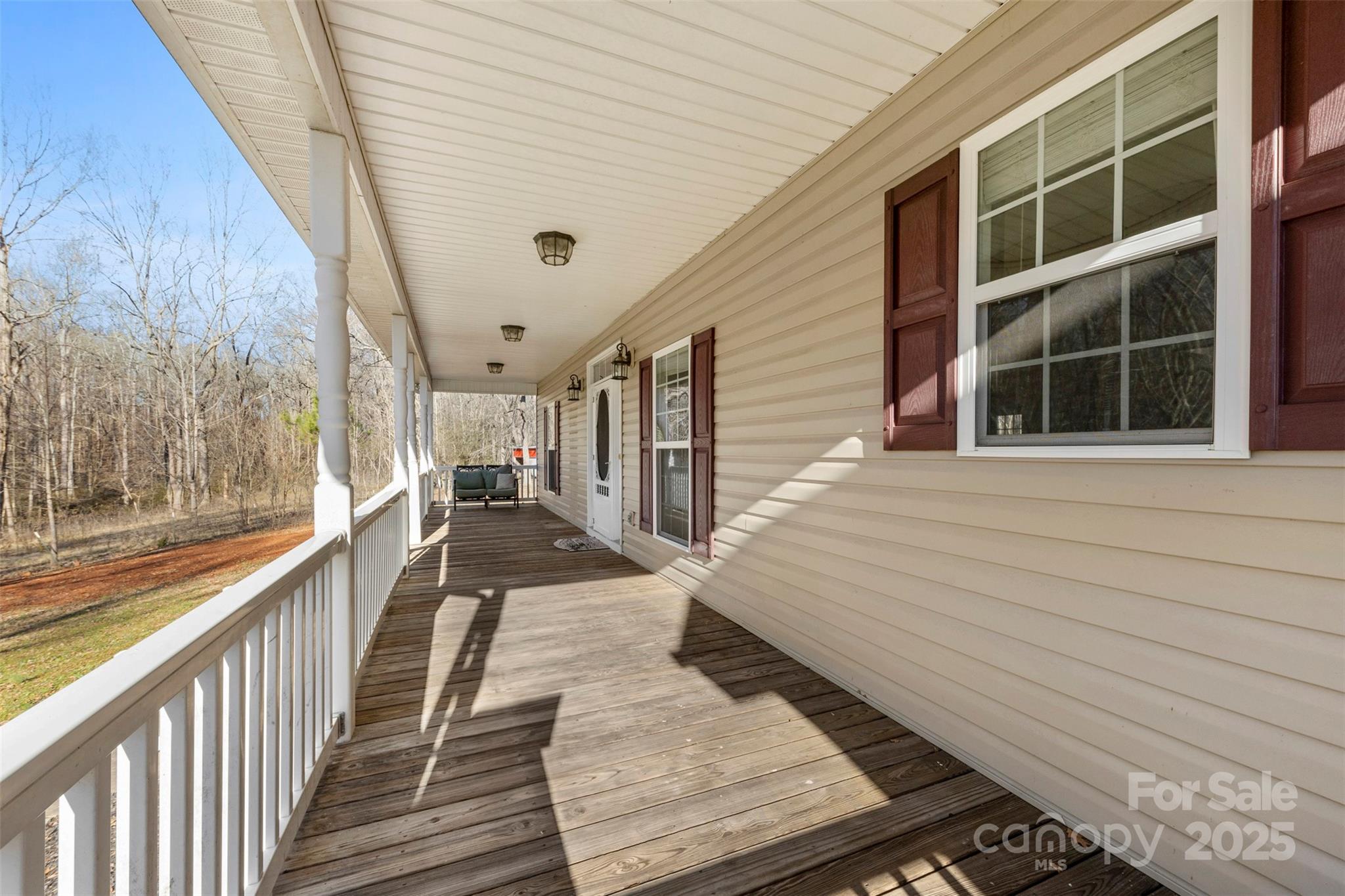 1298 Hines Road Property Photo 9