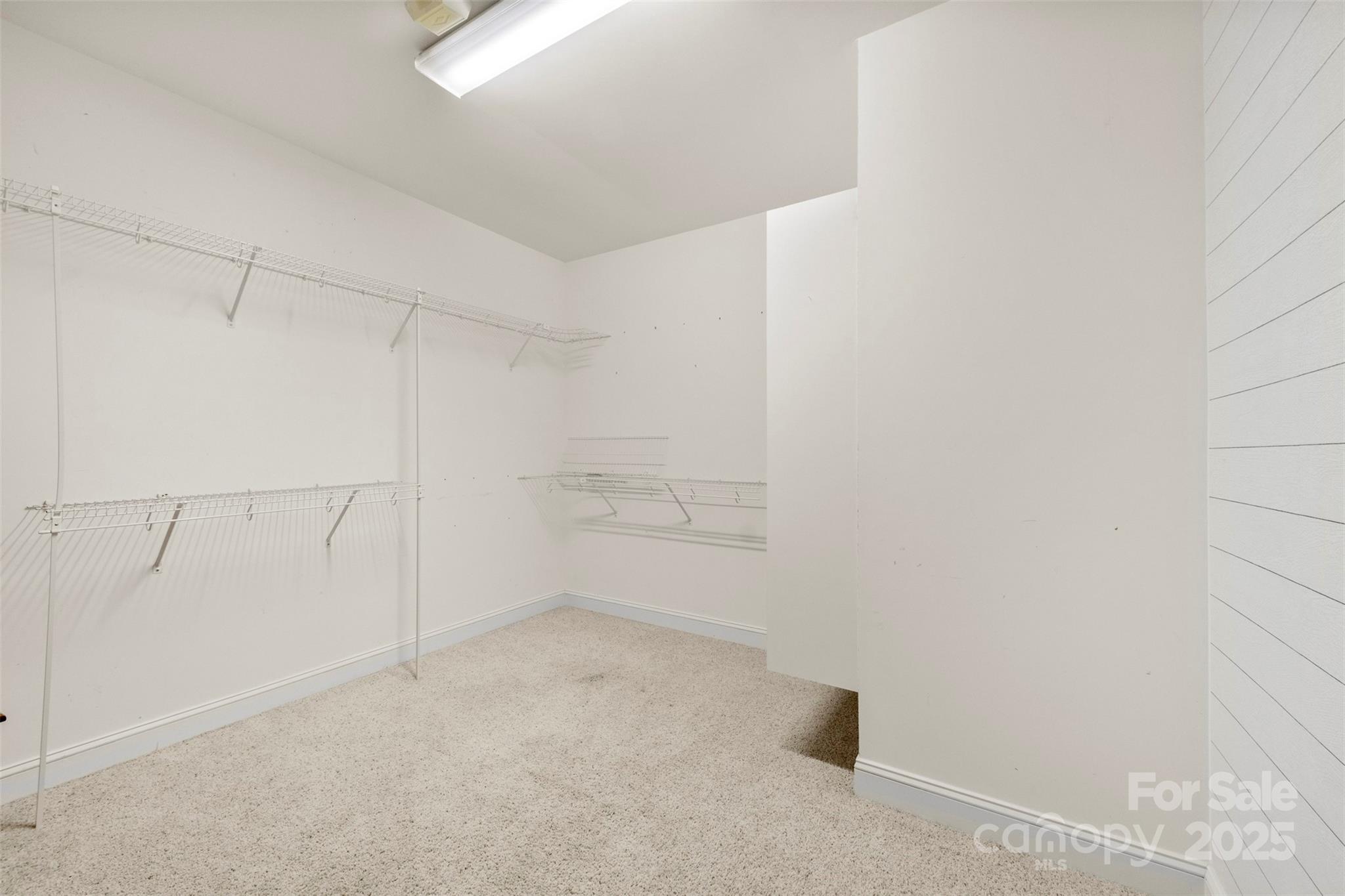 1298 Hines Road Property Photo 18