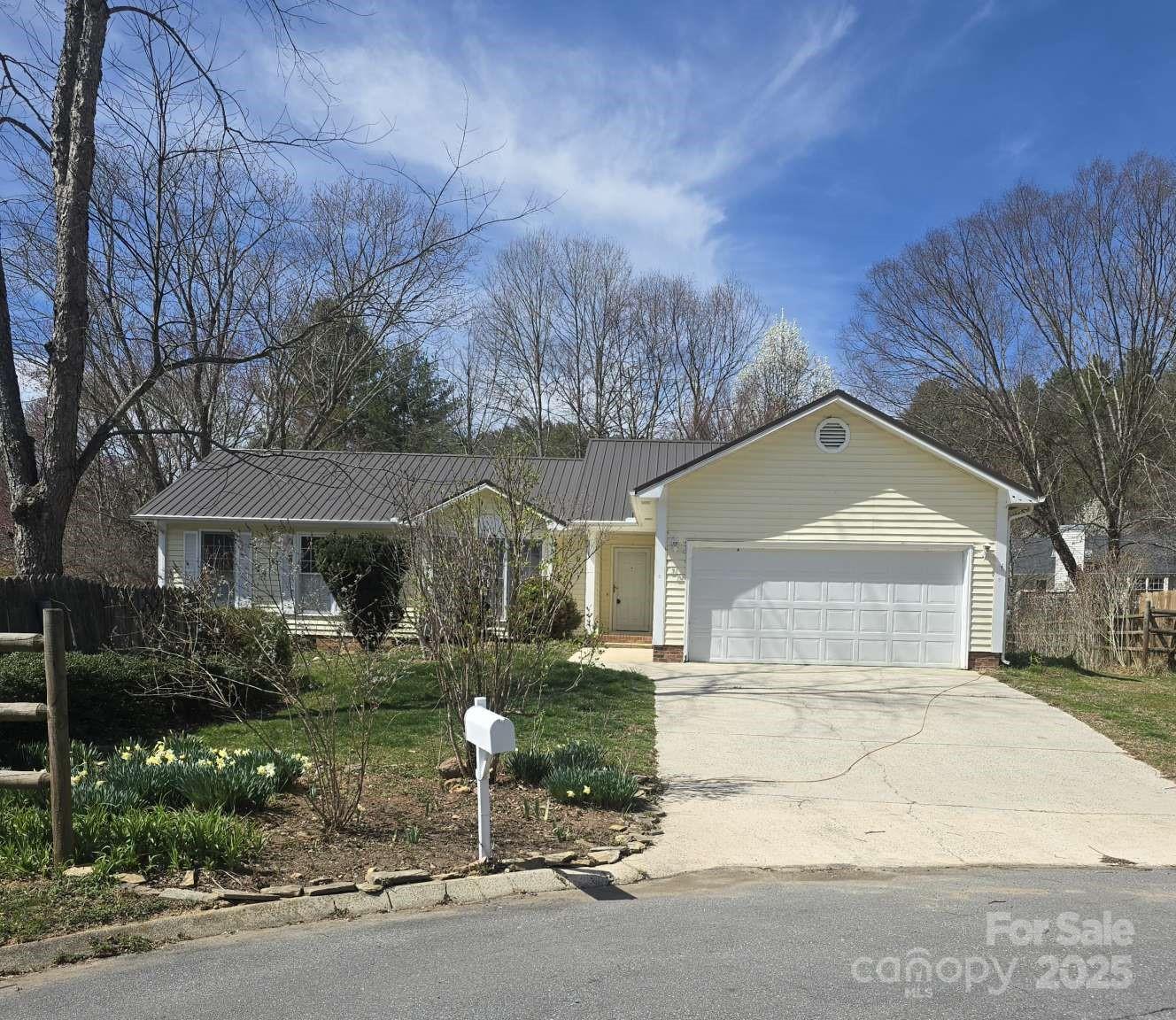 15 Primrose Lane Property Photo