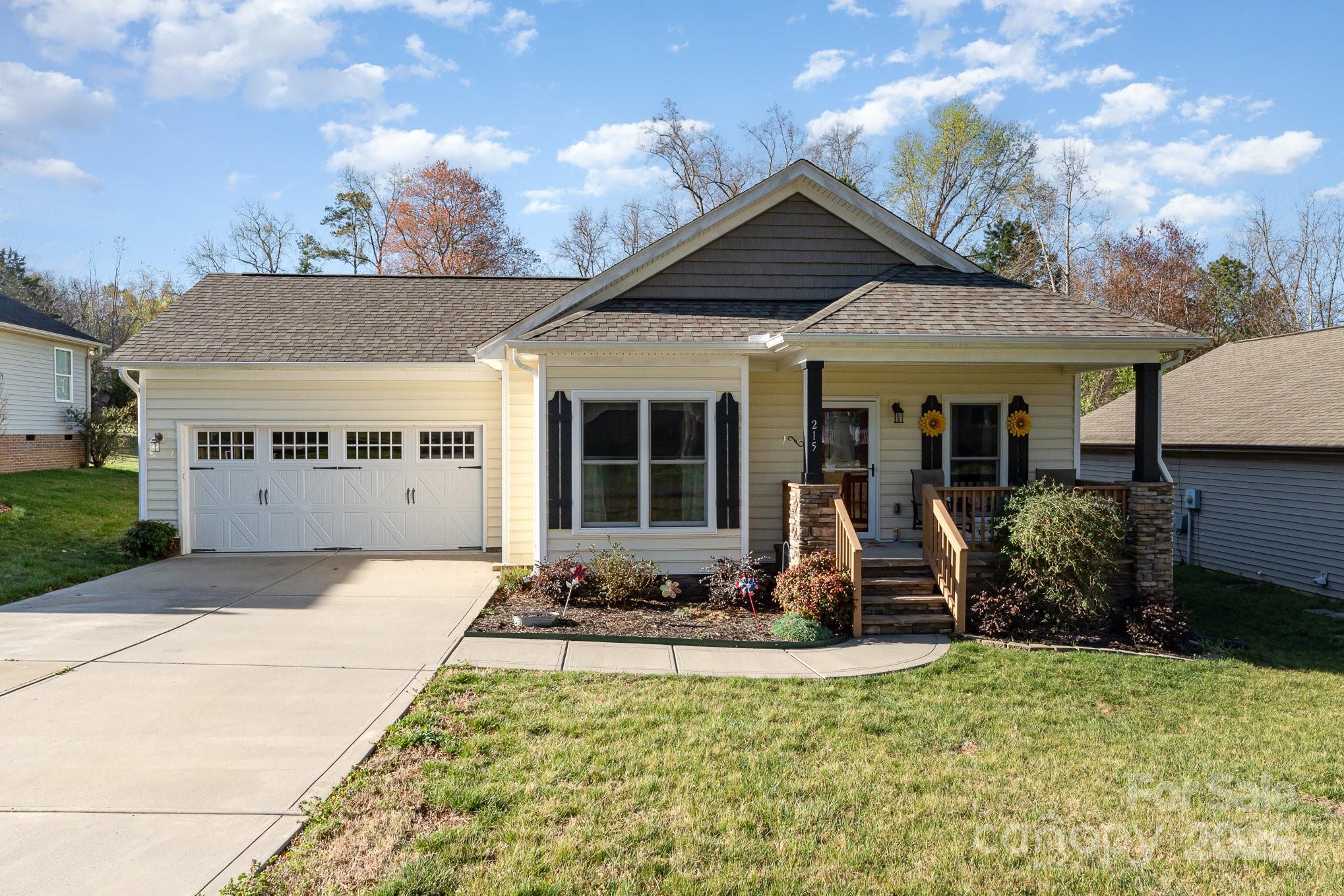 215 Maple Street Property Photo