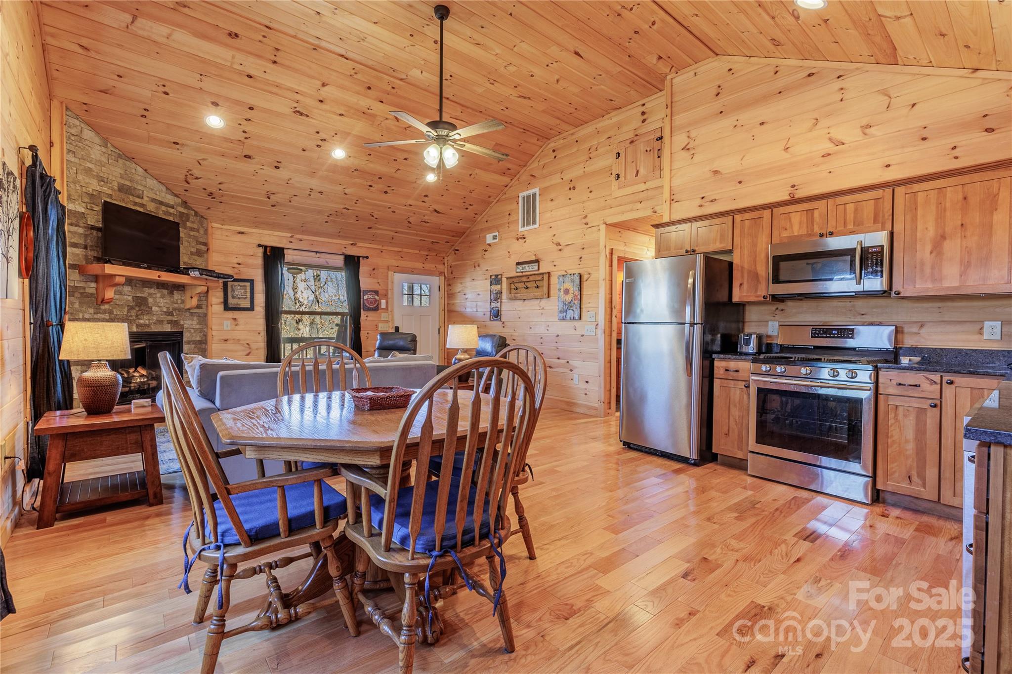 261 Holley Mountain Top Road Property Photo 15