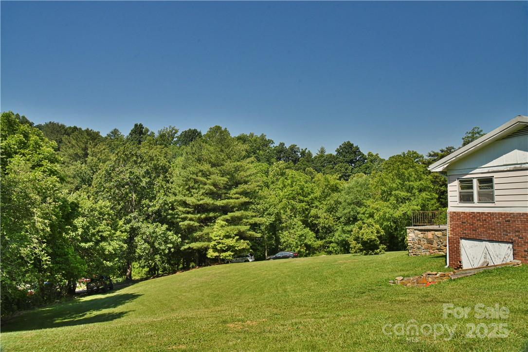 415 Weaverville Road 59 1/2 Pt 59 & Pt 60 Property Photo 33