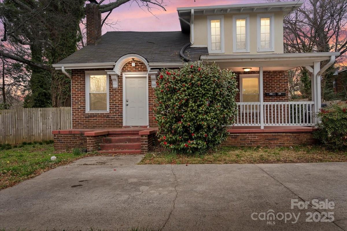 322 Salisbury Road Property Photo