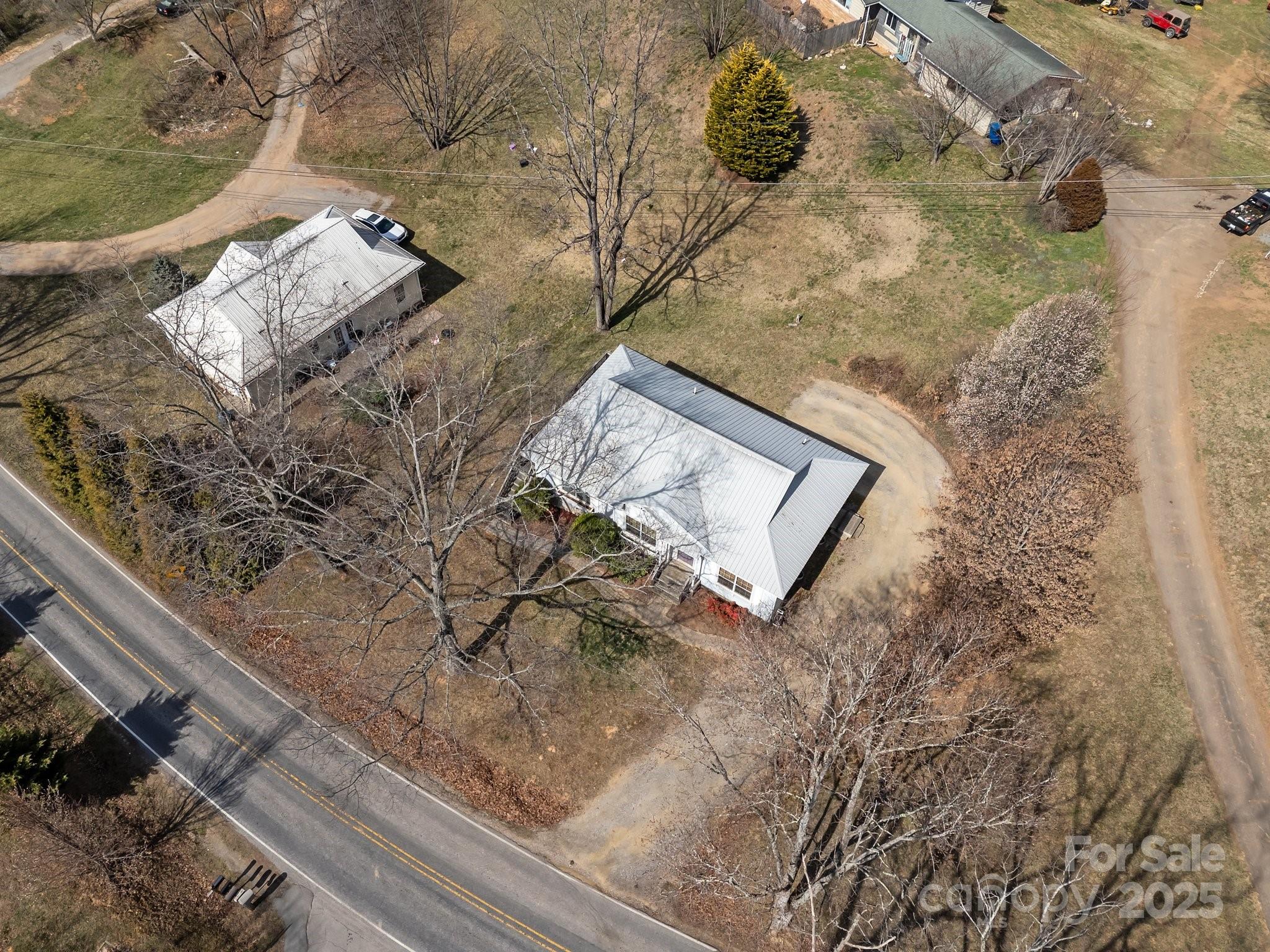 233 Thompson Cove None Property Photo 4