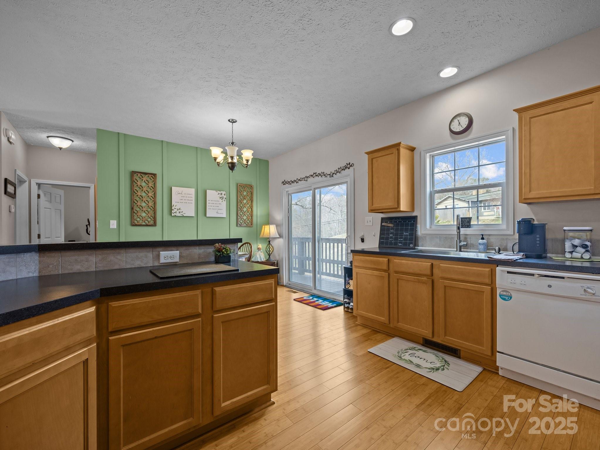 233 Thompson Cove None Property Photo 13