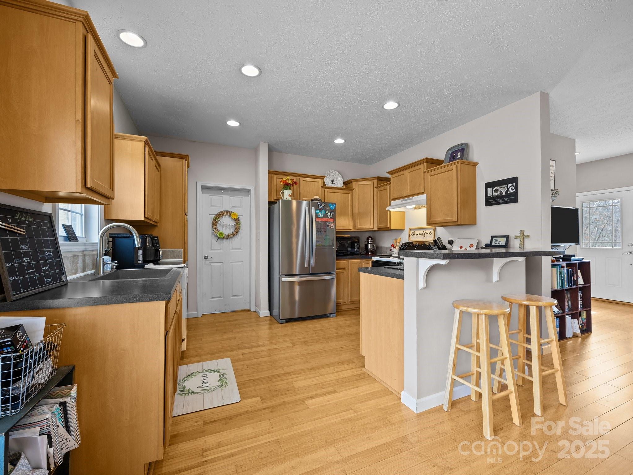 233 Thompson Cove None Property Photo 15