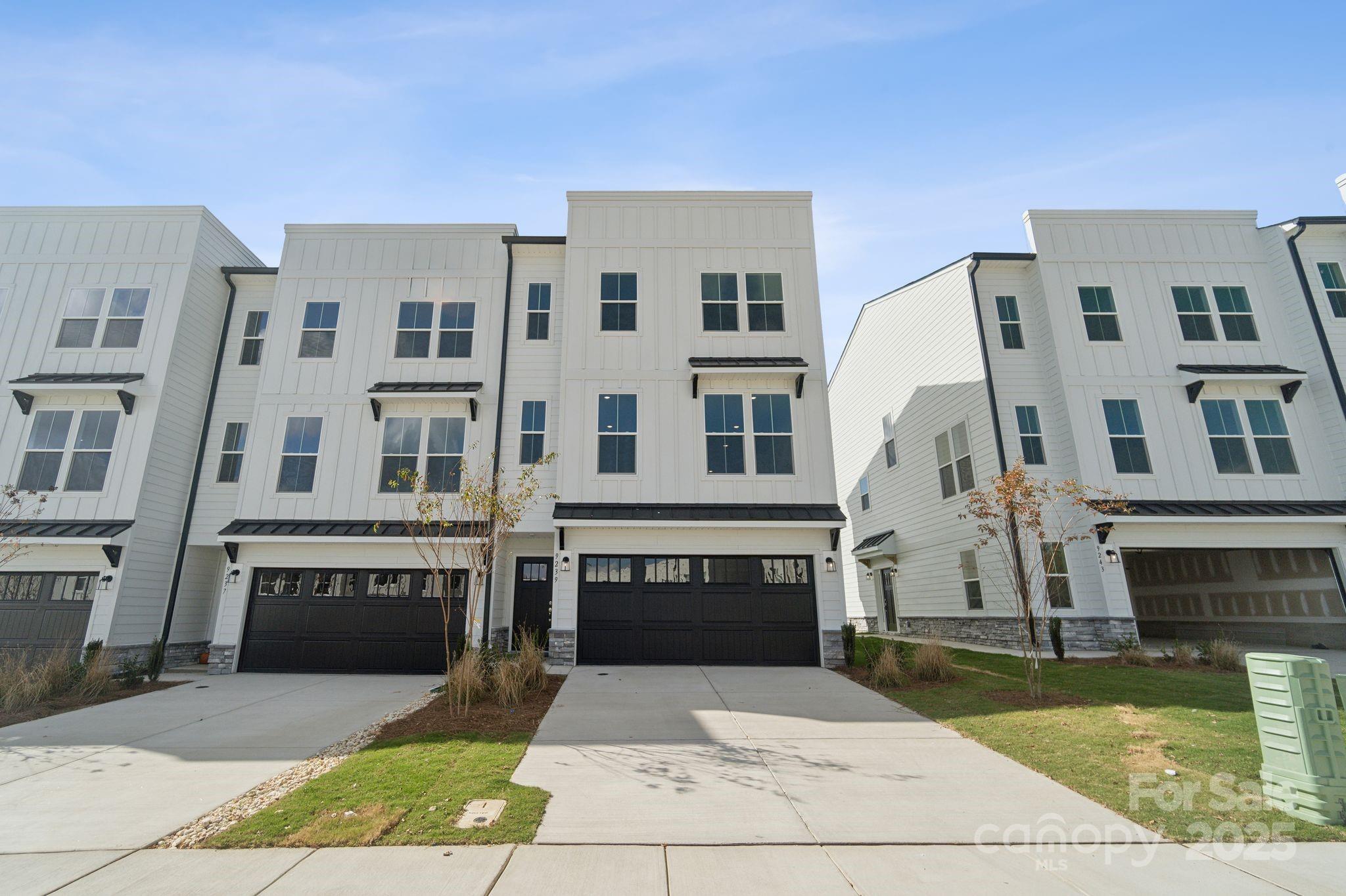 9239 Delancey Lane Property Photo