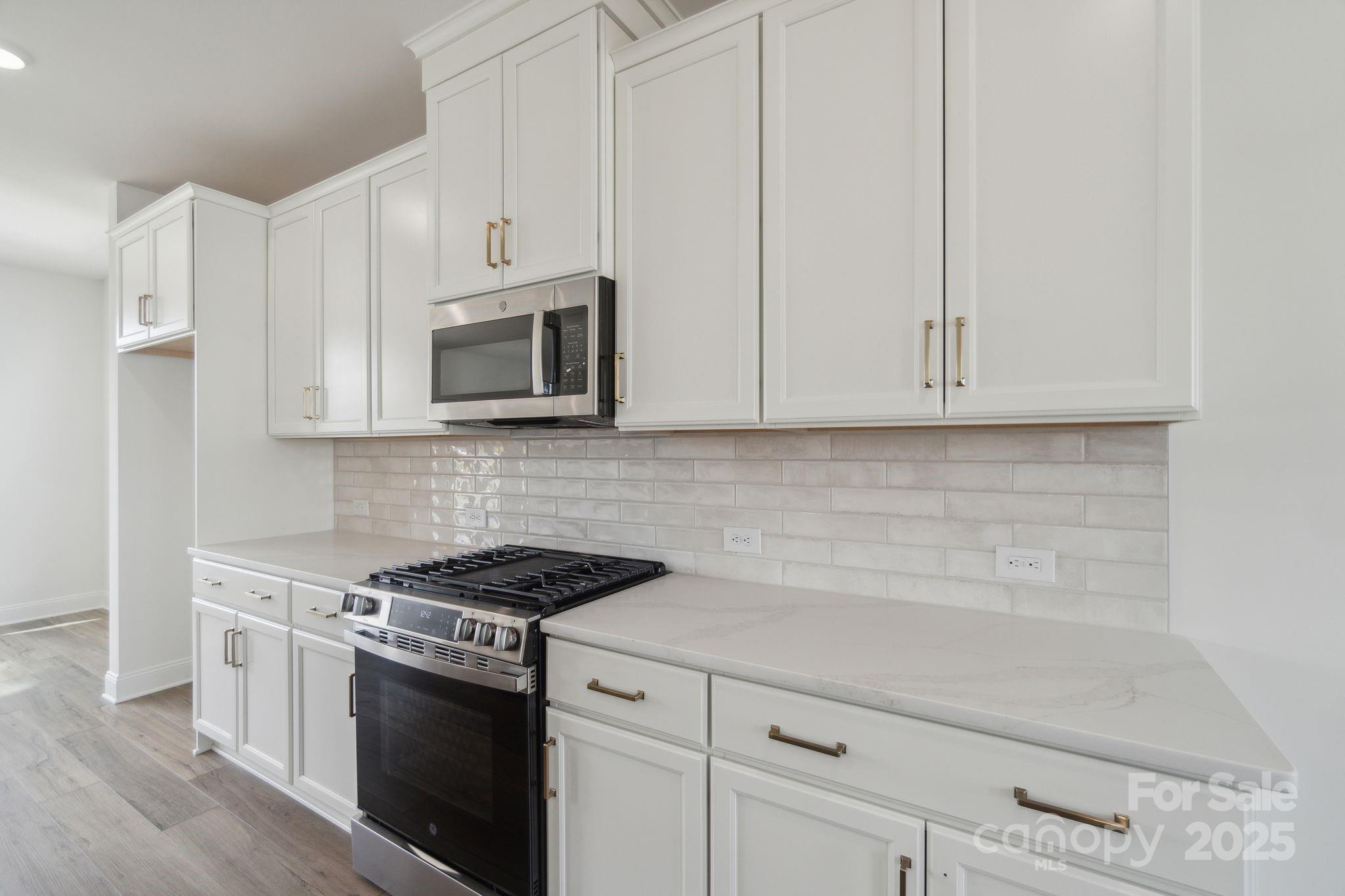 9239 Delancey Lane Property Photo 7