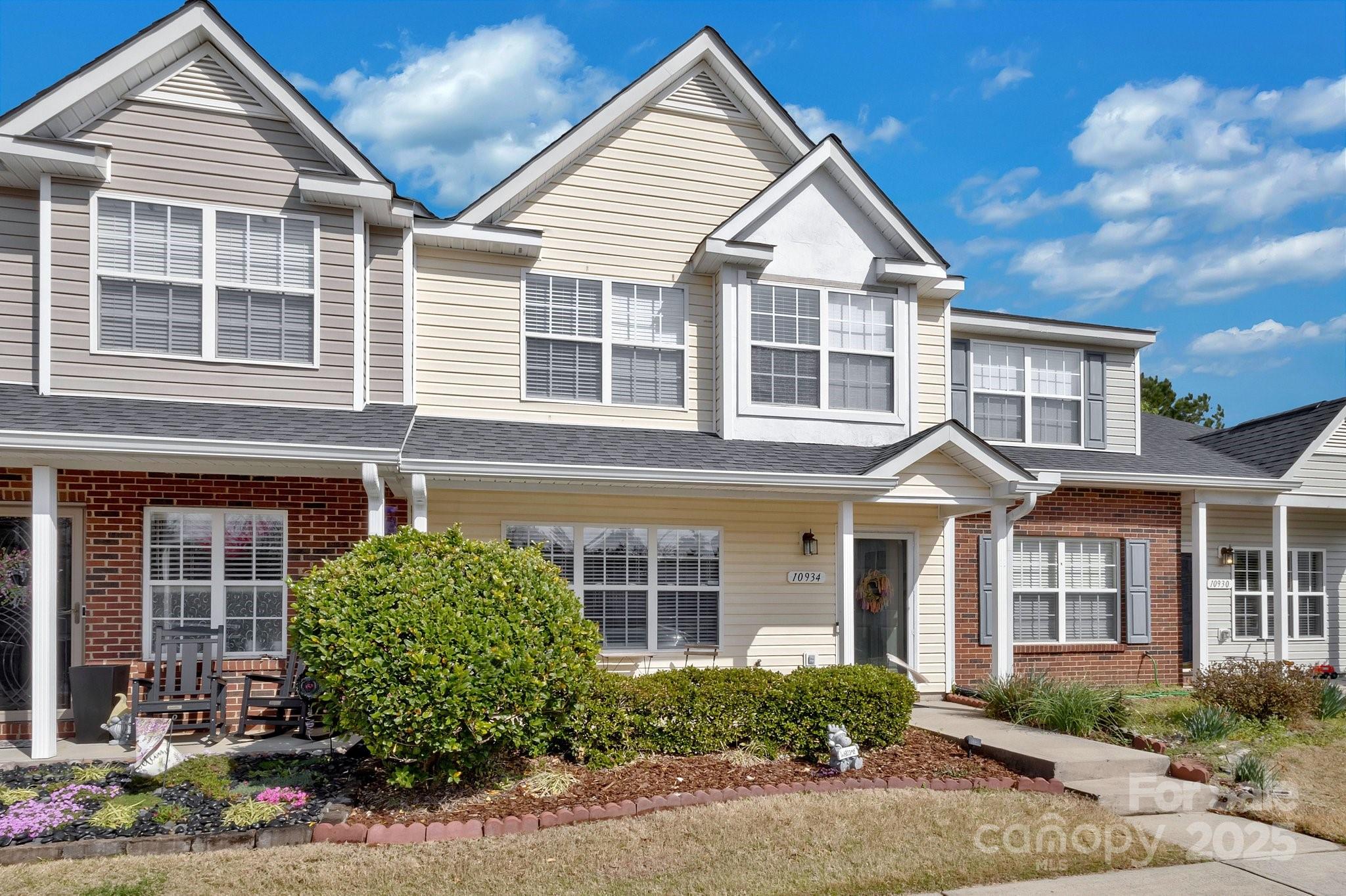10934 Kinston Ridge Place Property Photo