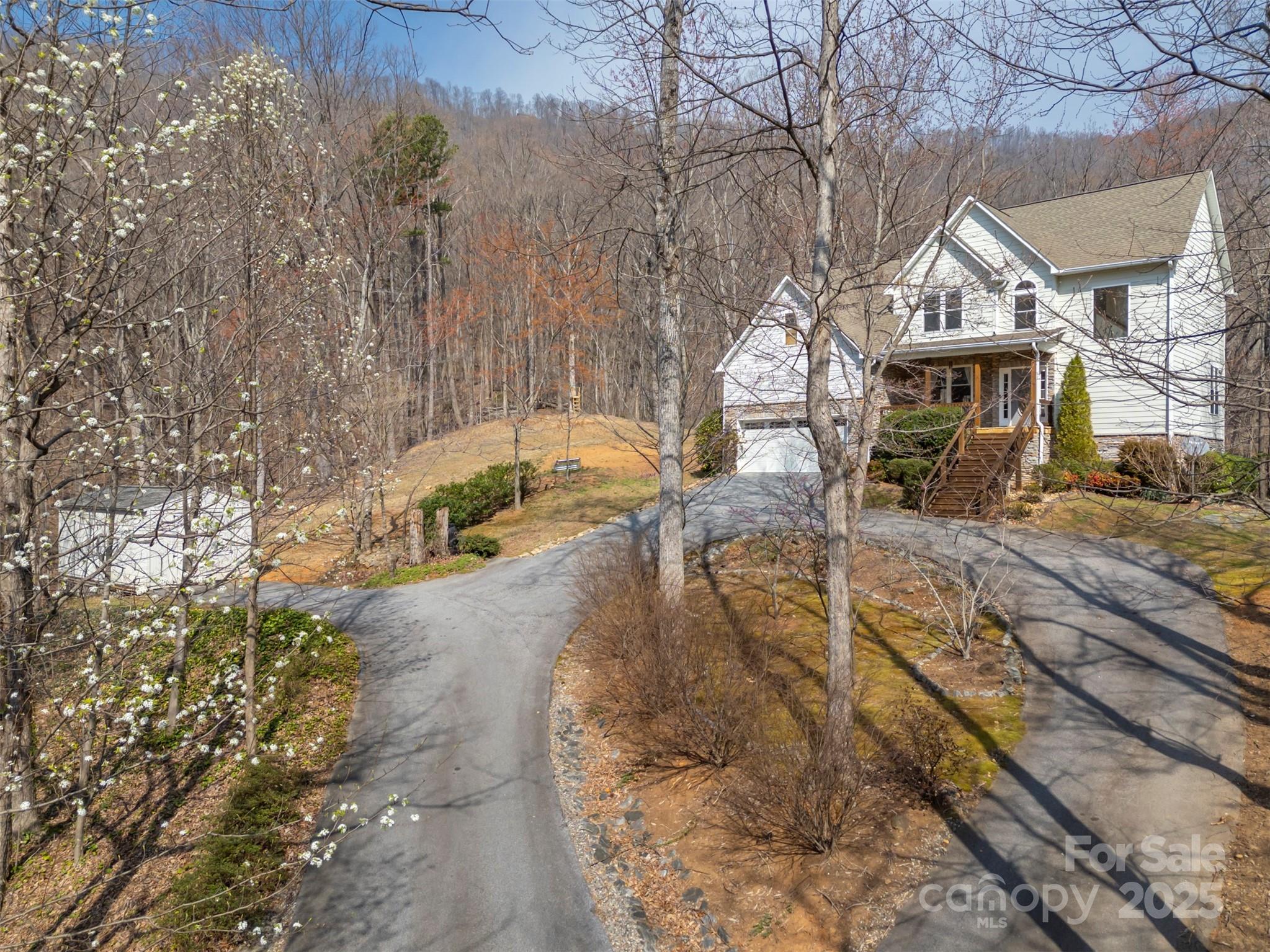 693 Rockwood Lane Property Photo
