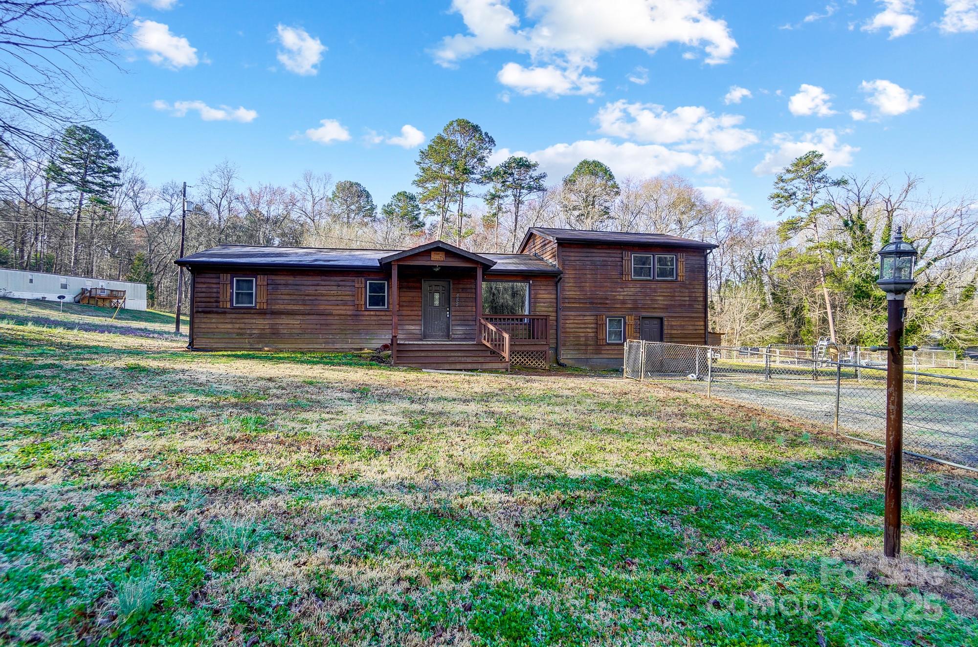 455 Pinhook Loop Road Property Photo