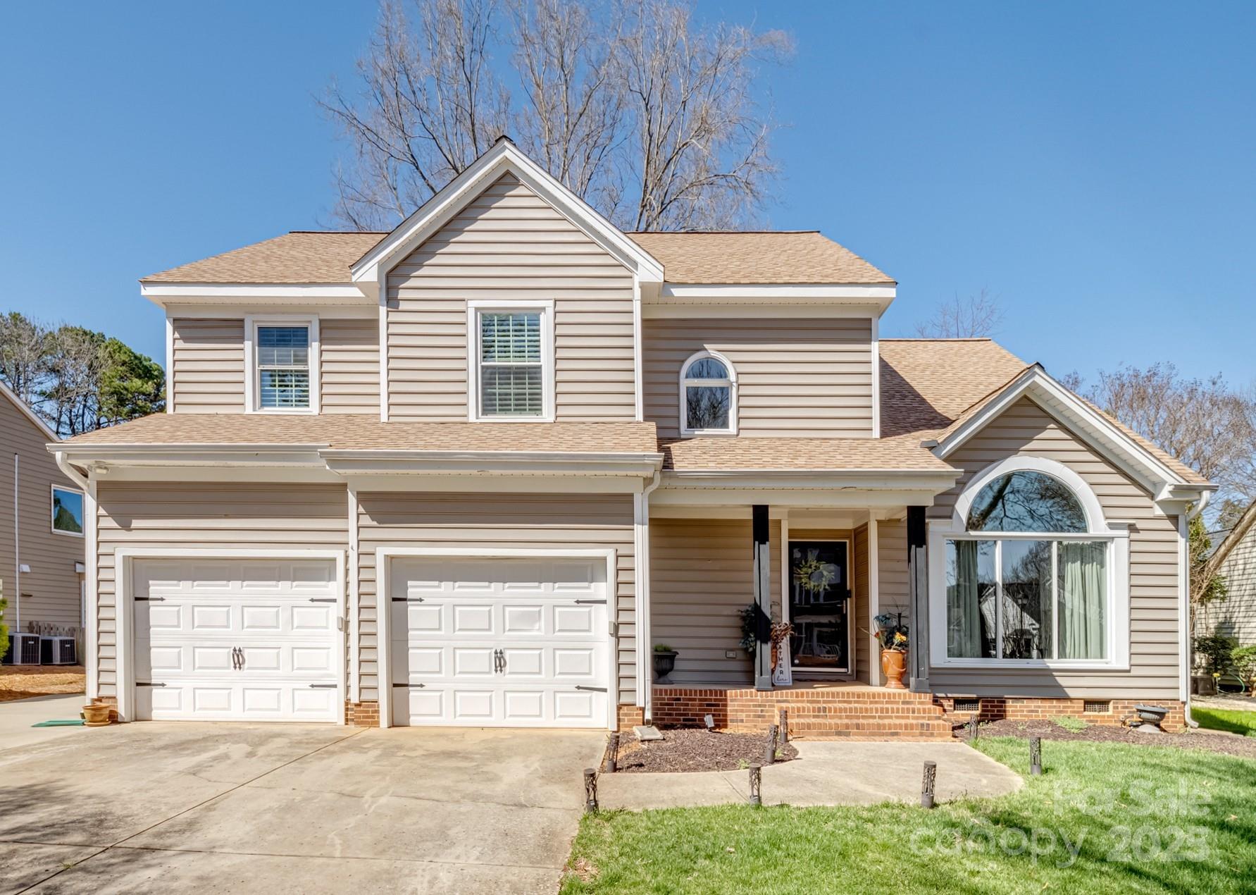 112 Northhampton Drive Property Photo