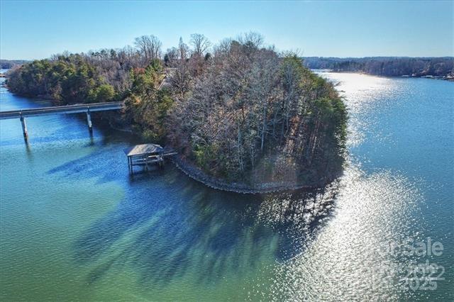 116 Island Ridge Drive Property Photo