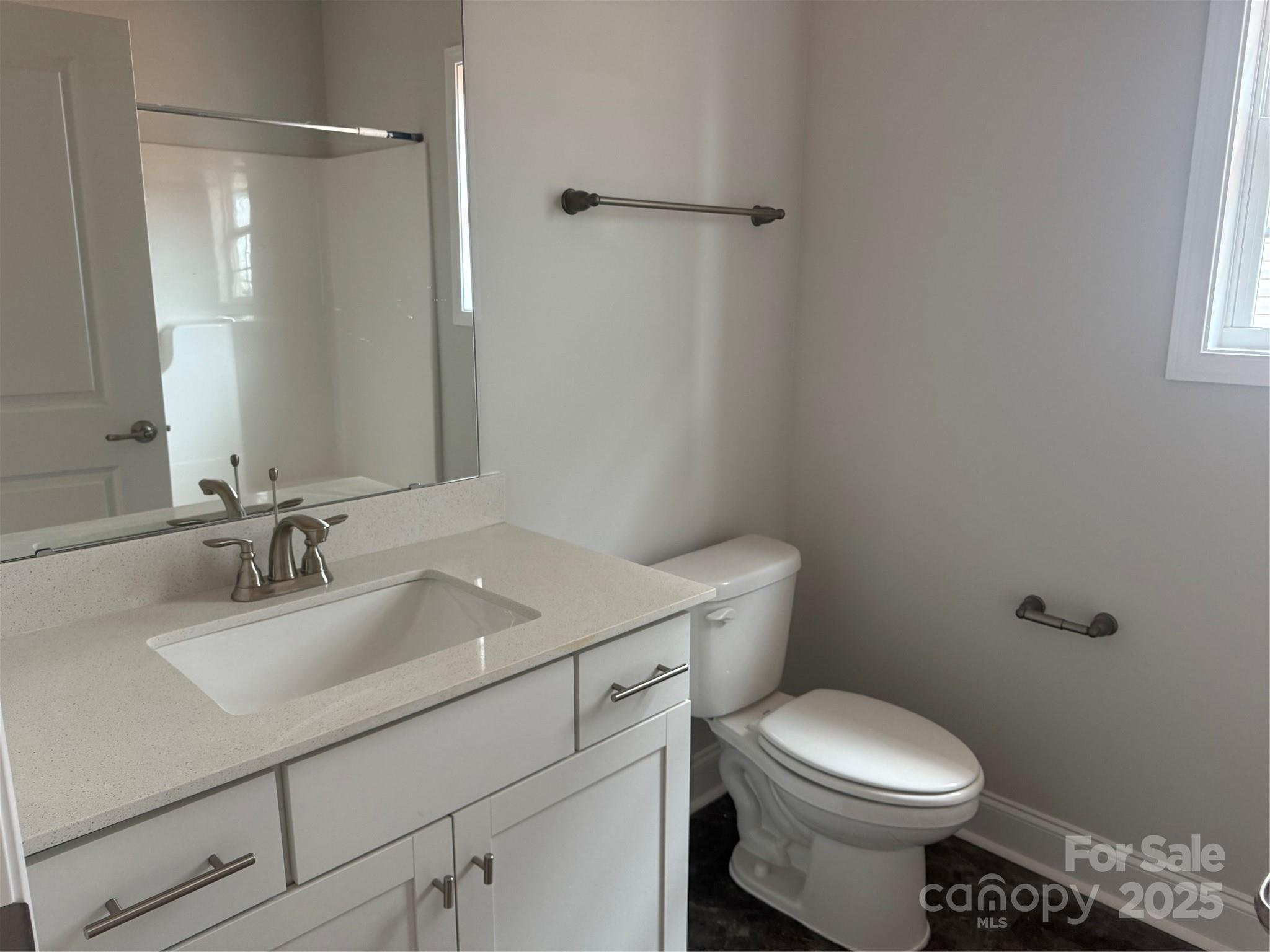 713 Inwood Hill Drive 96 Property Photo 16