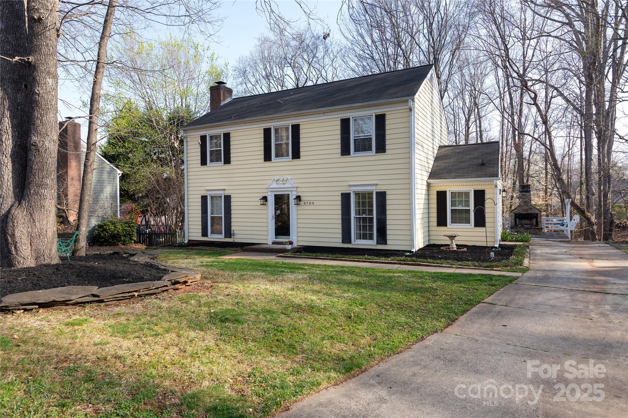 9709 Cloverwood Court Property Photo