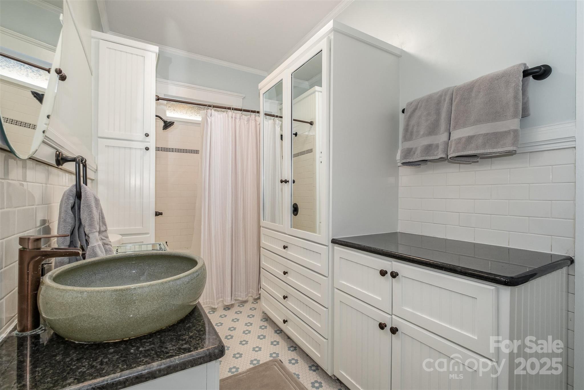 36 Yorktown Street Property Photo 19